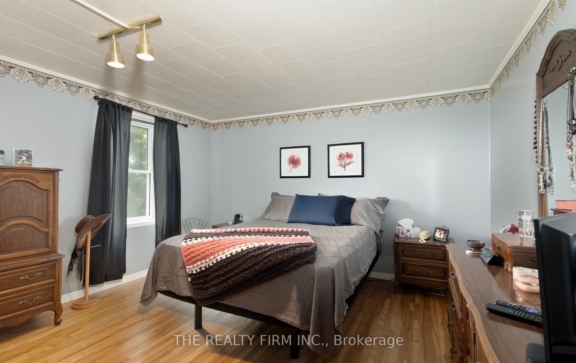Photo 15 of 44703 Perth Line, Huron East, Grey — HOMEH