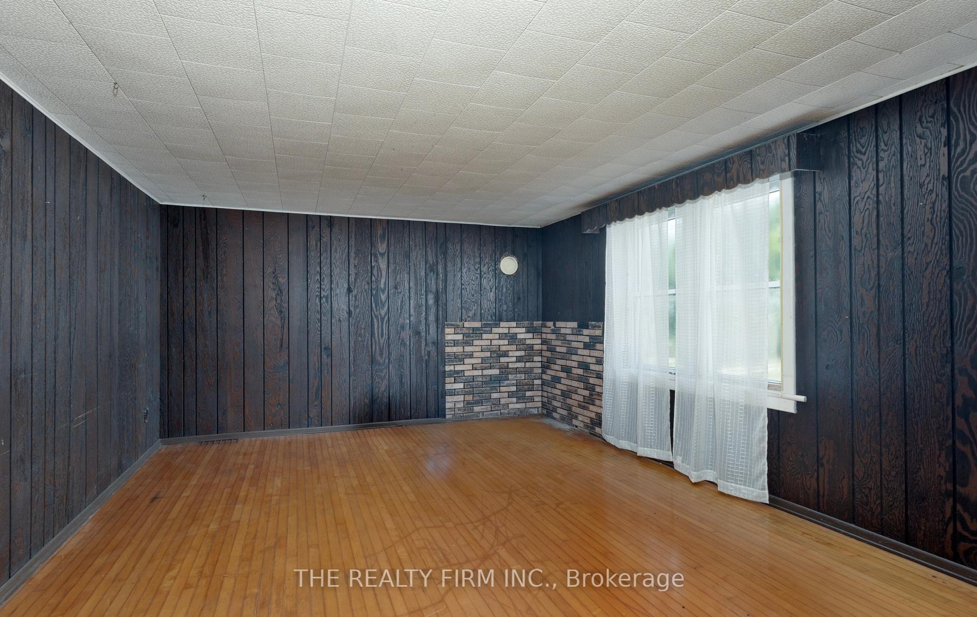 Photo 21 of 44703 Perth Line, Huron East, Grey — HOMEH