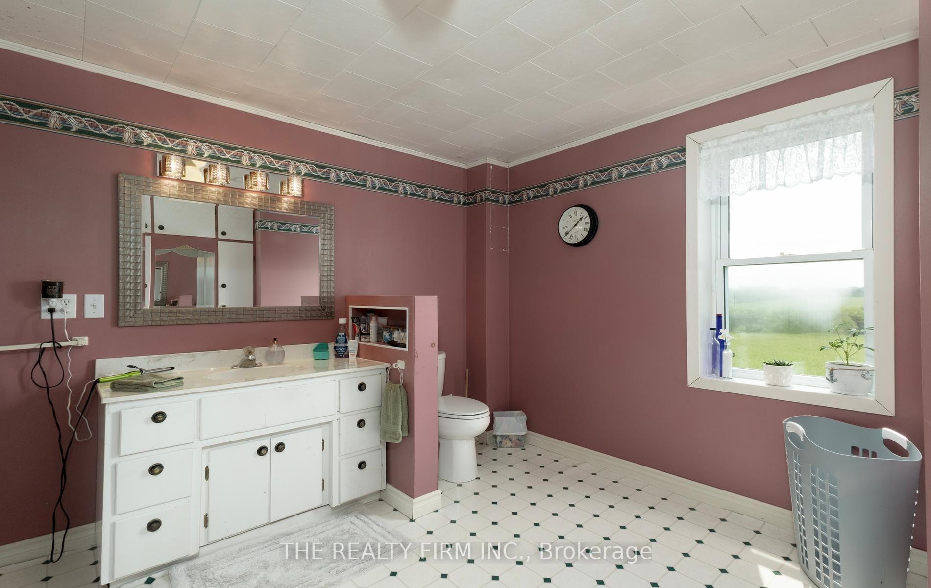 Photo 29 of 44703 Perth Line, Huron East, Grey — HOMEH