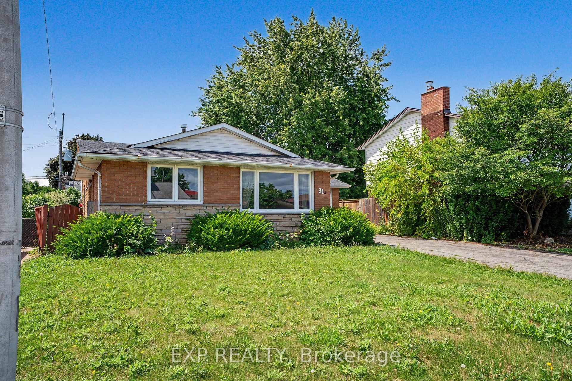 Photo 3 of 31 Darlington Drive, Hamilton, Gilbert — HOMEH