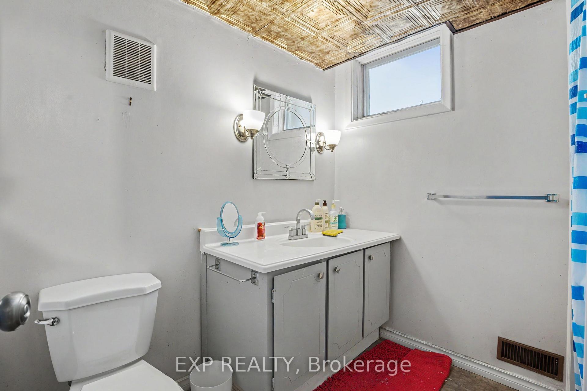 Photo 14 of 31 Darlington Drive, Hamilton, Gilbert — HOMEH