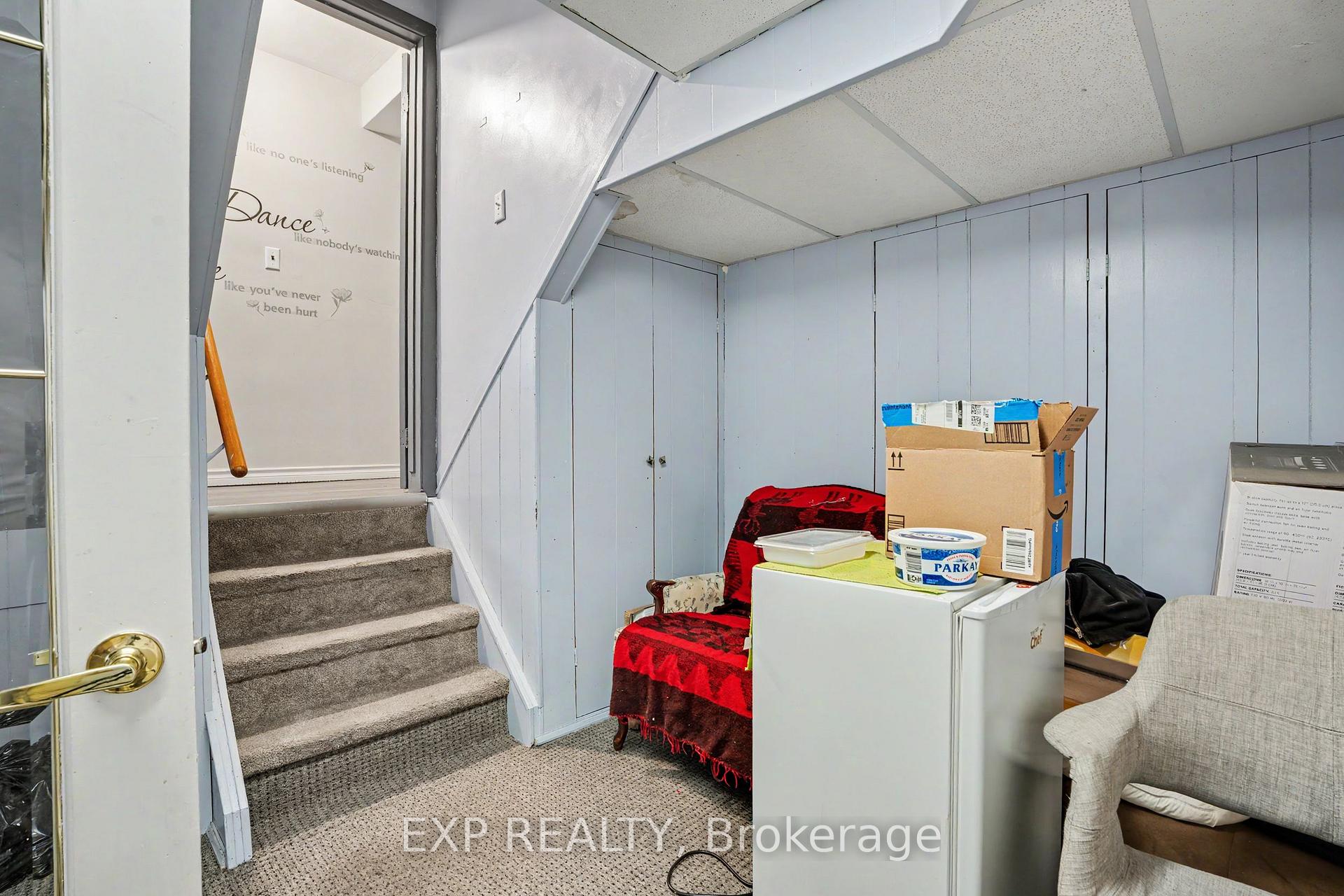 Photo 16 of 31 Darlington Drive, Hamilton, Gilbert — HOMEH