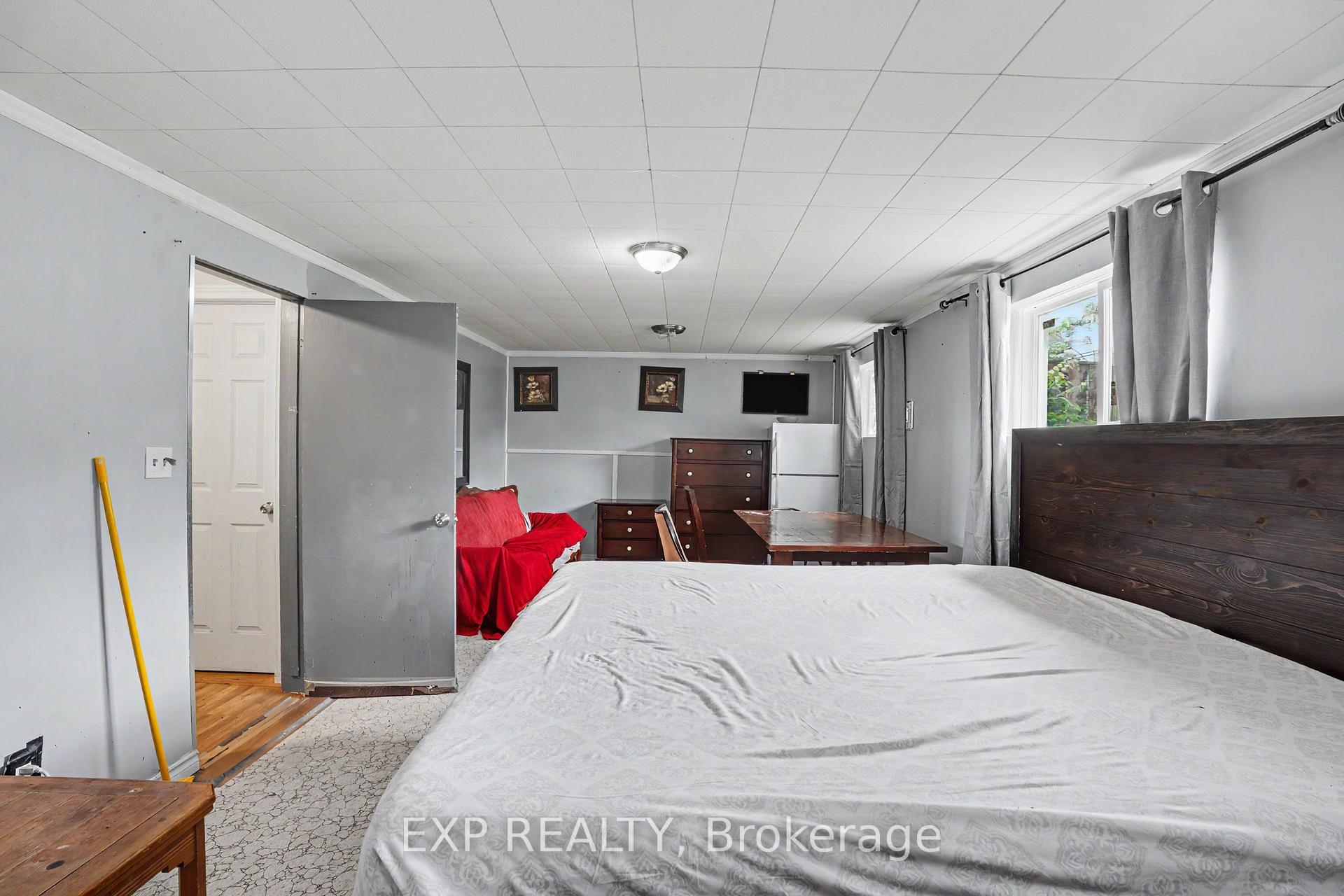 Photo 18 of 31 Darlington Drive, Hamilton, Gilbert — HOMEH