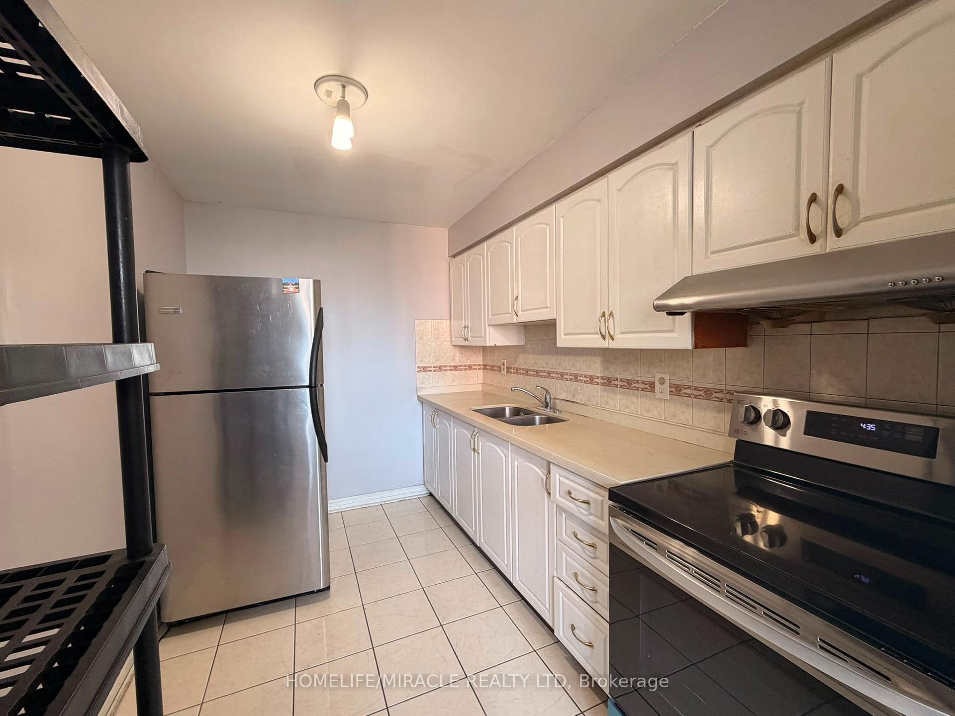Photo 3 of Unit 916, 100 Dundalk Drive, Scarborough, Dorset Park — HOMEH