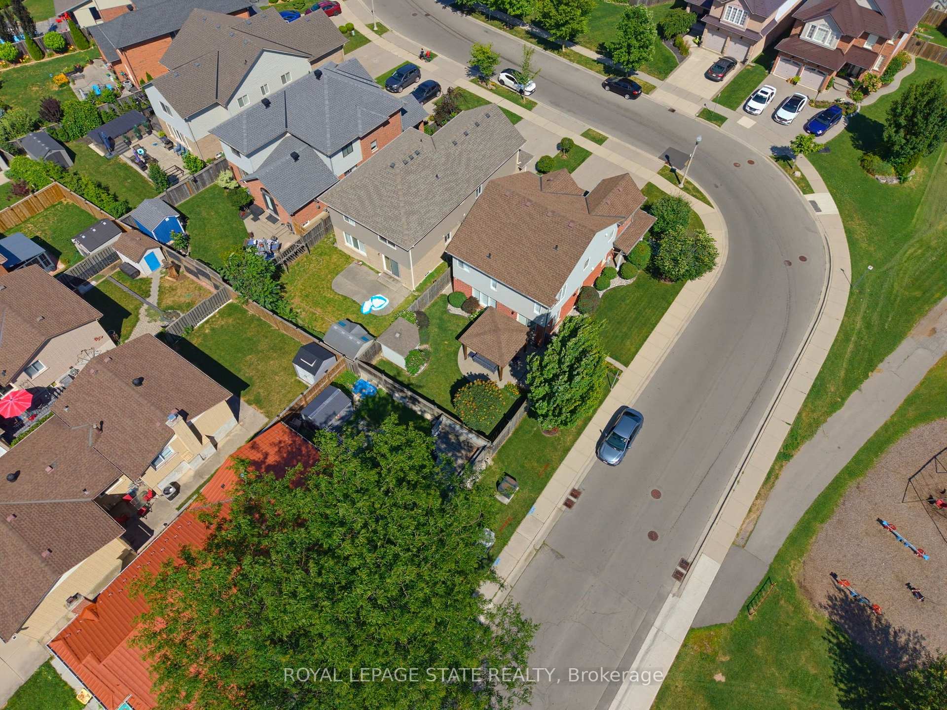 Photo 8 of 314 Brigadoon Drive, Hamilton, Gourley — HOMEH