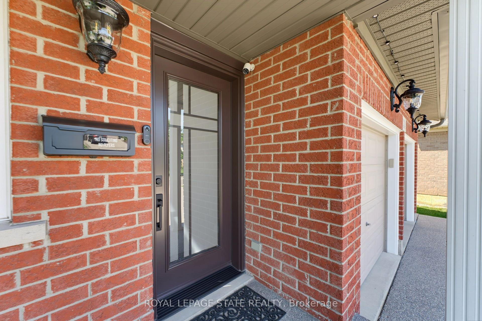 Photo 14 of 314 Brigadoon Drive, Hamilton, Gourley — HOMEH