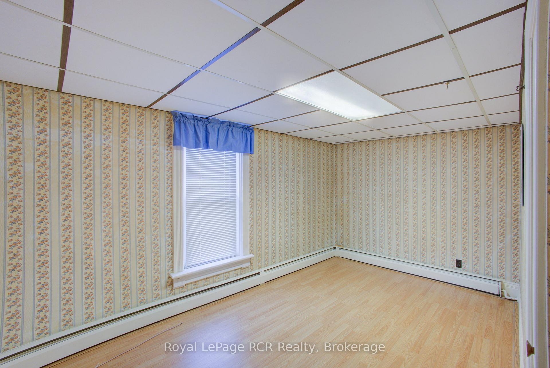 Photo 33 of 291 Elma Street E, North Perth, Listowel — HOMEH