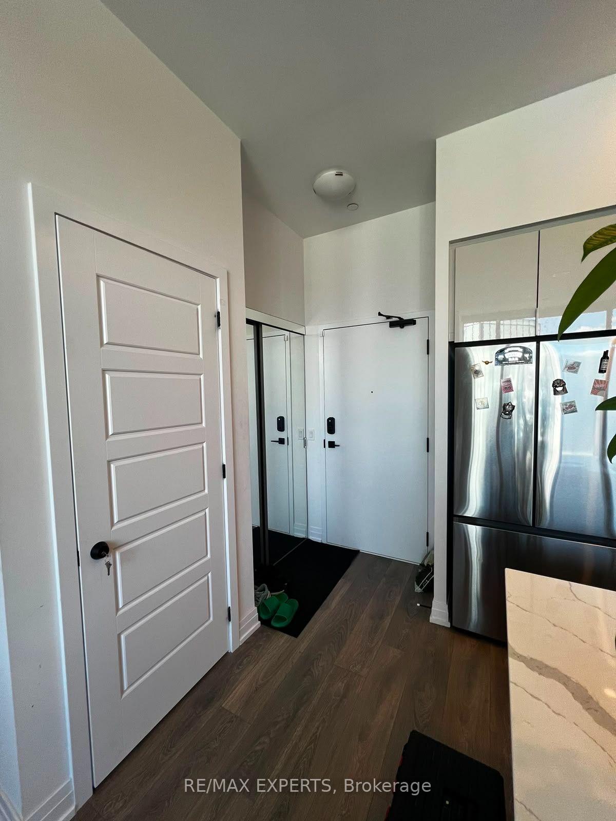 Photo 6 of Unit 455, 415 Sea Ray Avenue, Innisfil, Rural Innisfil — HOMEH