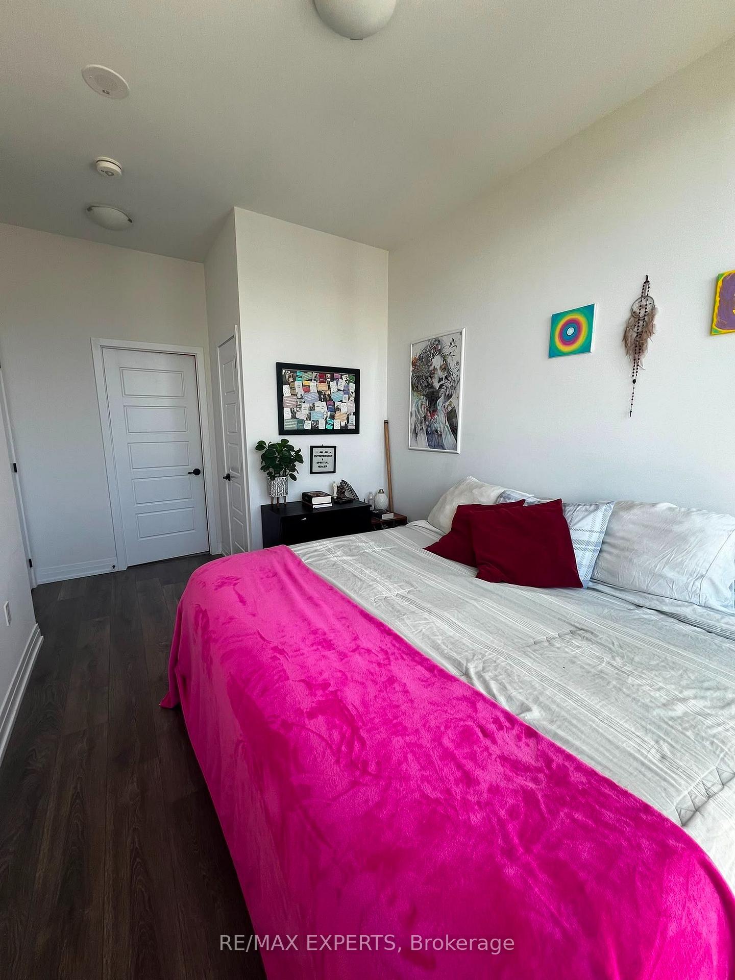 Photo 24 of Unit 455, 415 Sea Ray Avenue, Innisfil, Rural Innisfil — HOMEH