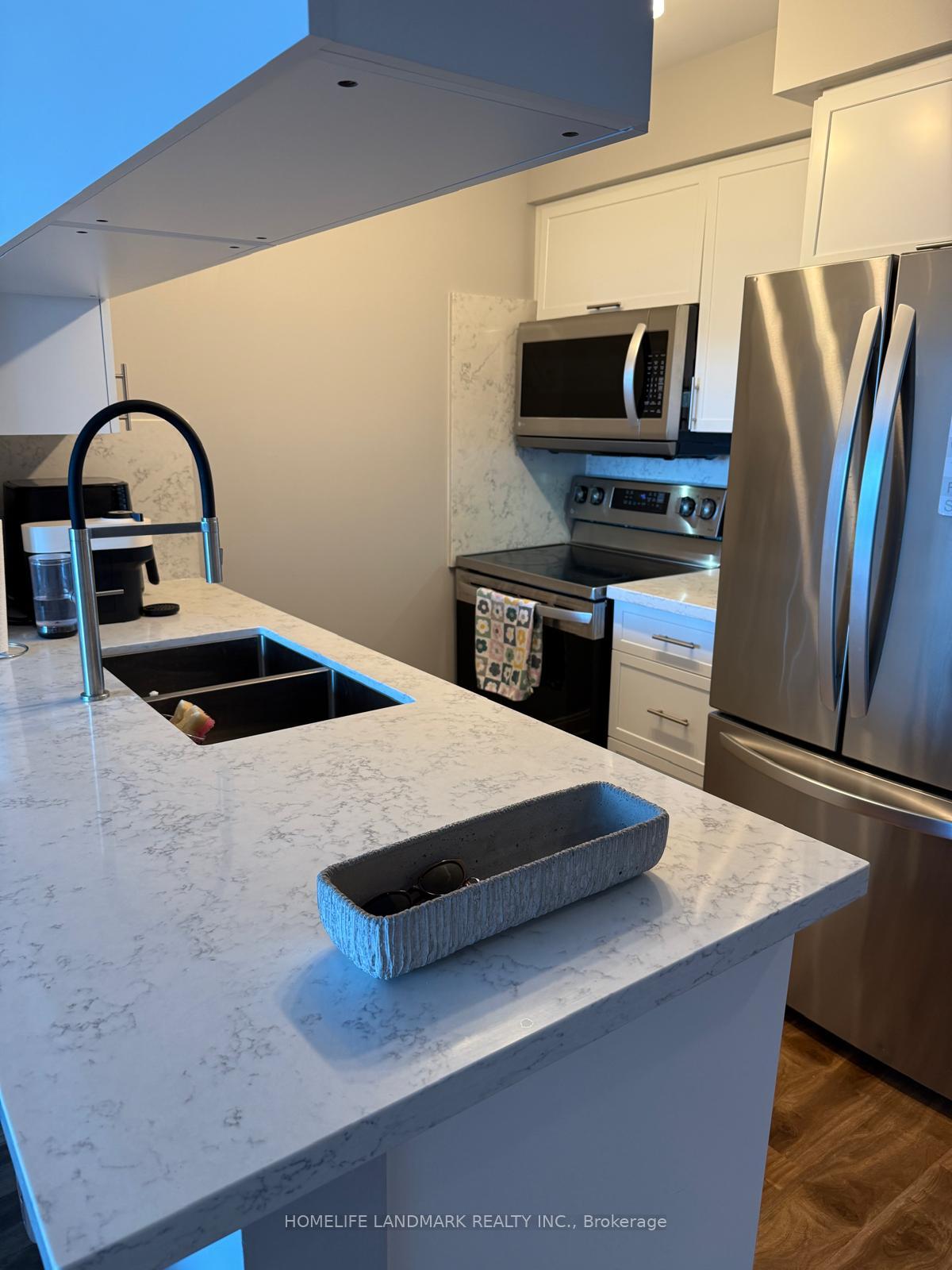 Photo 9 of Unit 2346, 25 Viking Lane, Etobicoke, Islington-City Centre West — HOMEH