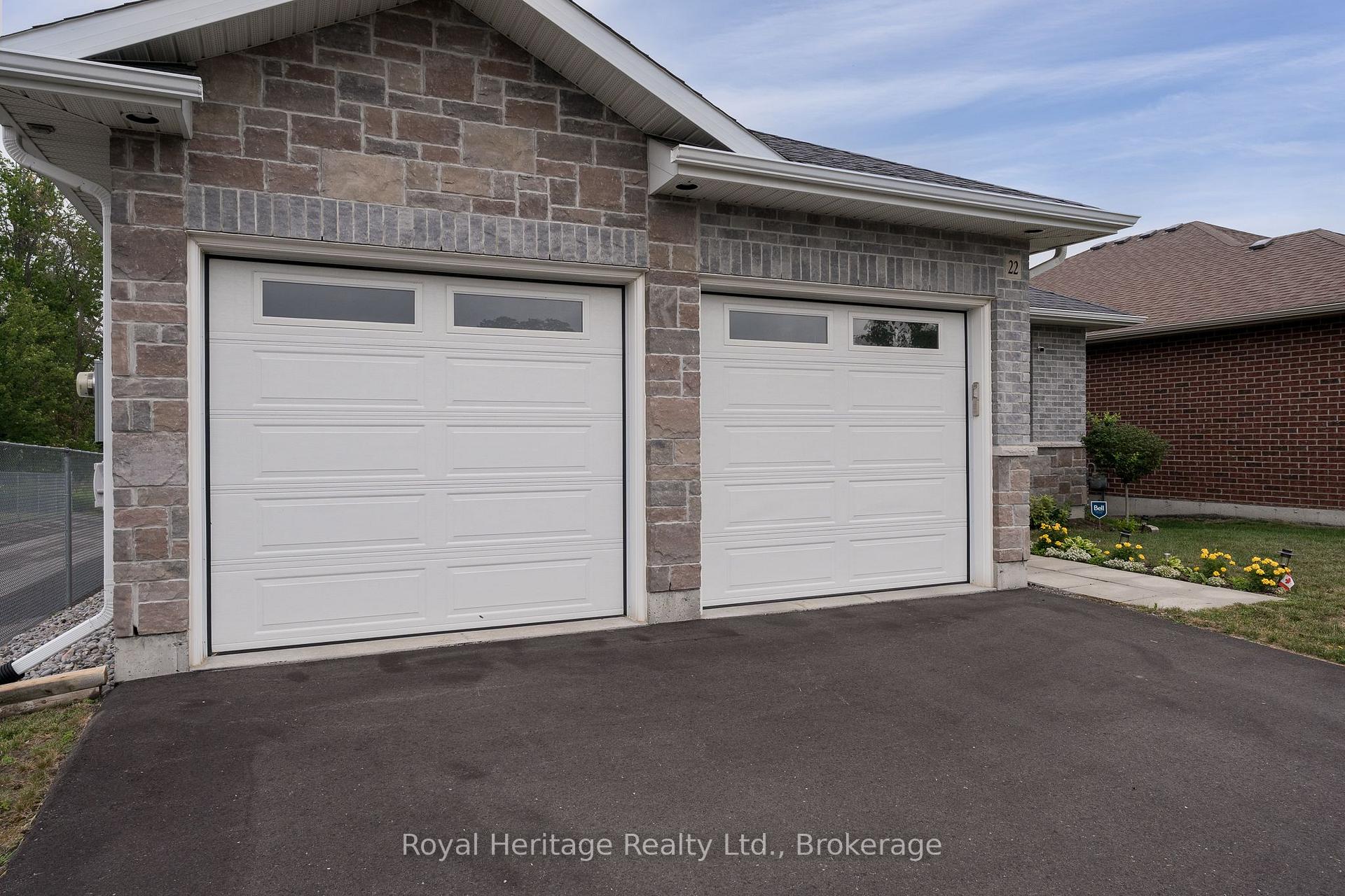 Photo 24 of 22 Lanark Drive, Belleville, Belleville Ward — HOMEH