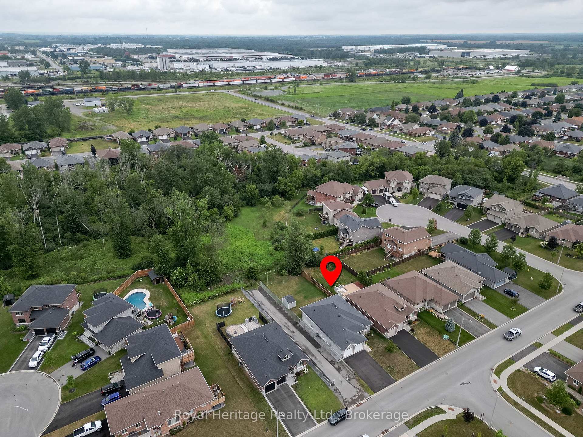 Photo 29 of 22 Lanark Drive, Belleville, Belleville Ward — HOMEH