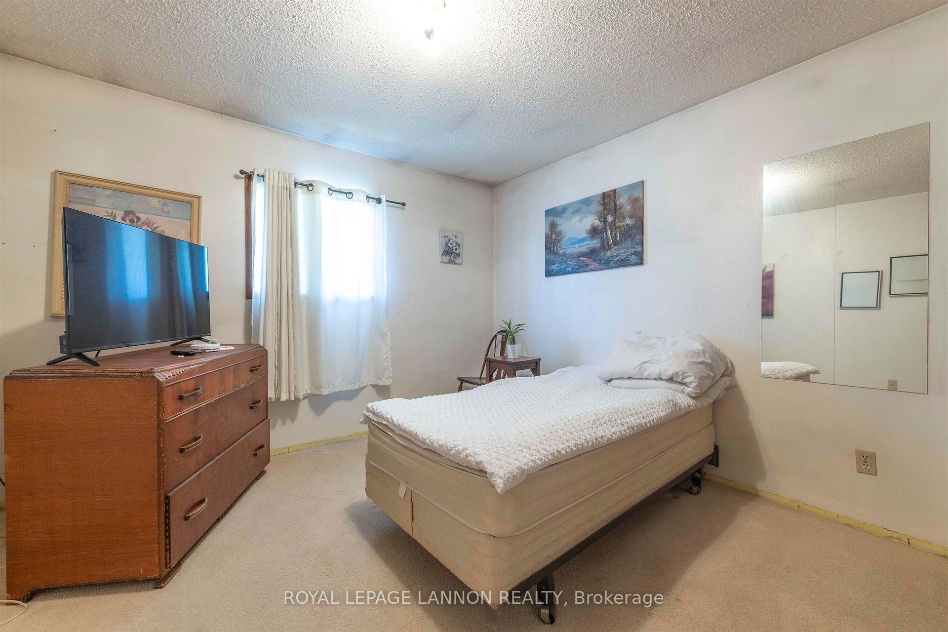 Photo 11 of 476 Brock Street E, Thunder Bay, Westfort — HOMEH