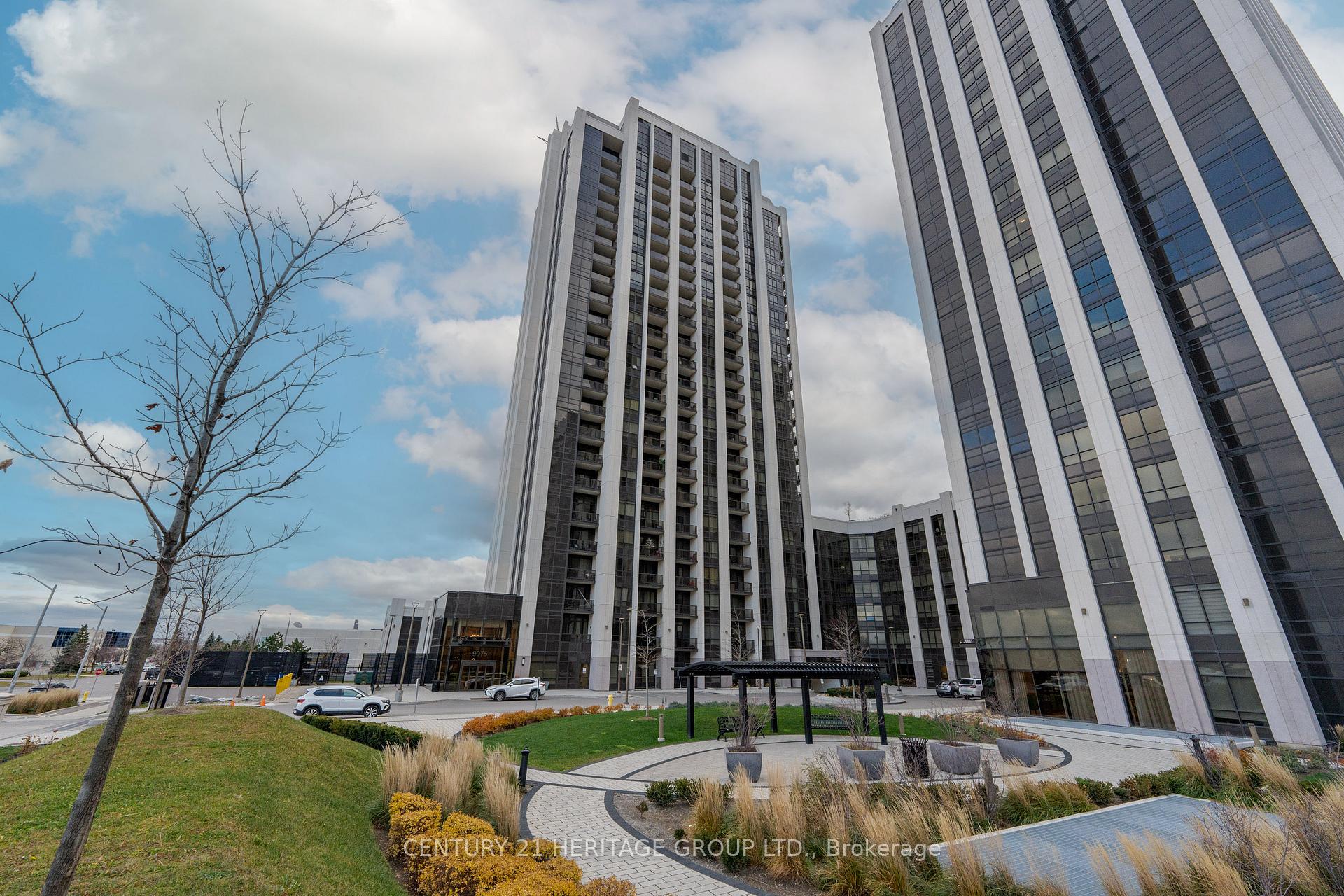 Photo 1 of Unit PH02, 9075 Jane Street, Vaughan, Concord — HOMEH