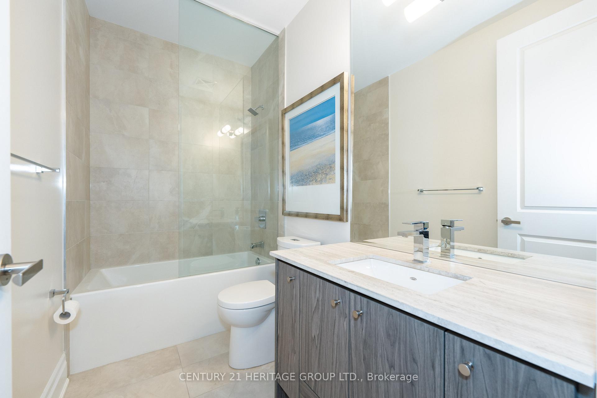 Photo 10 of Unit PH02, 9075 Jane Street, Vaughan, Concord — HOMEH