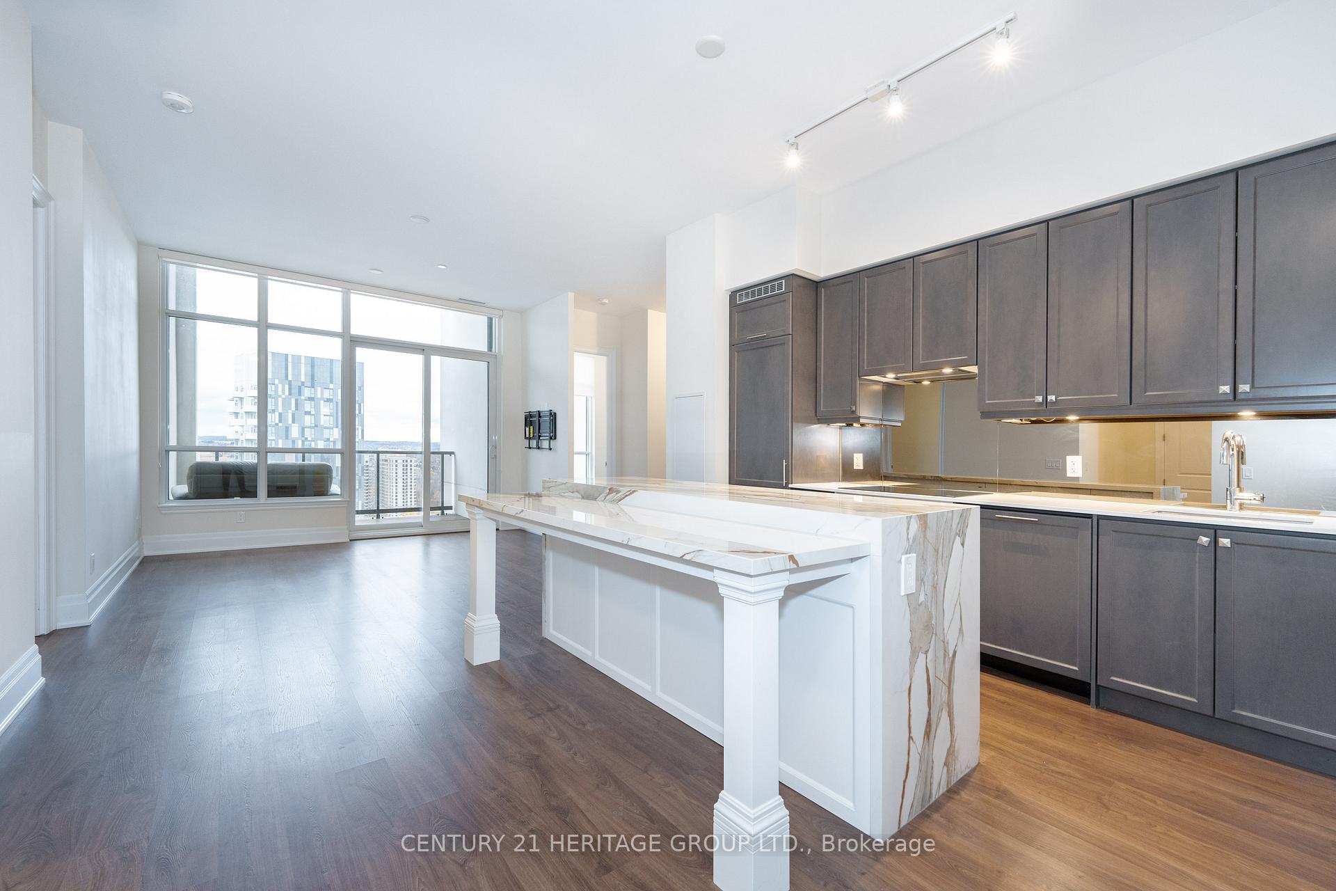 Photo 13 of Unit PH02, 9075 Jane Street, Vaughan, Concord — HOMEH