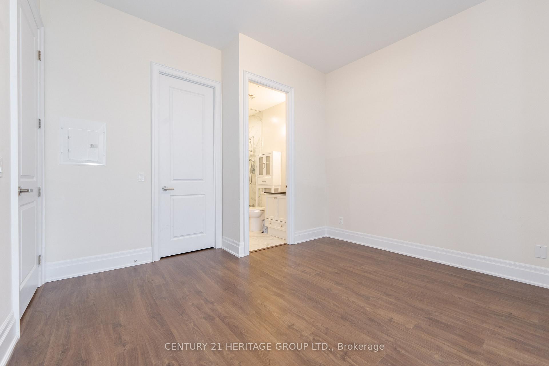 Photo 25 of Unit PH02, 9075 Jane Street, Vaughan, Concord — HOMEH