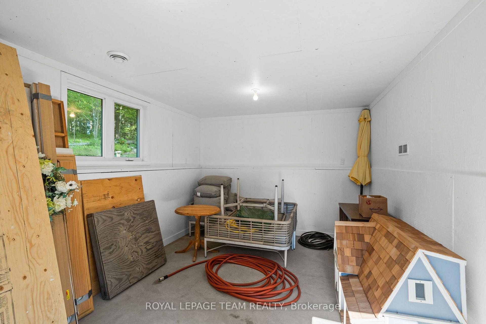 Photo 40 of 5 Peggs Lane, McNab/Braeside, Mcnab/Braeside Twps — HOMEH