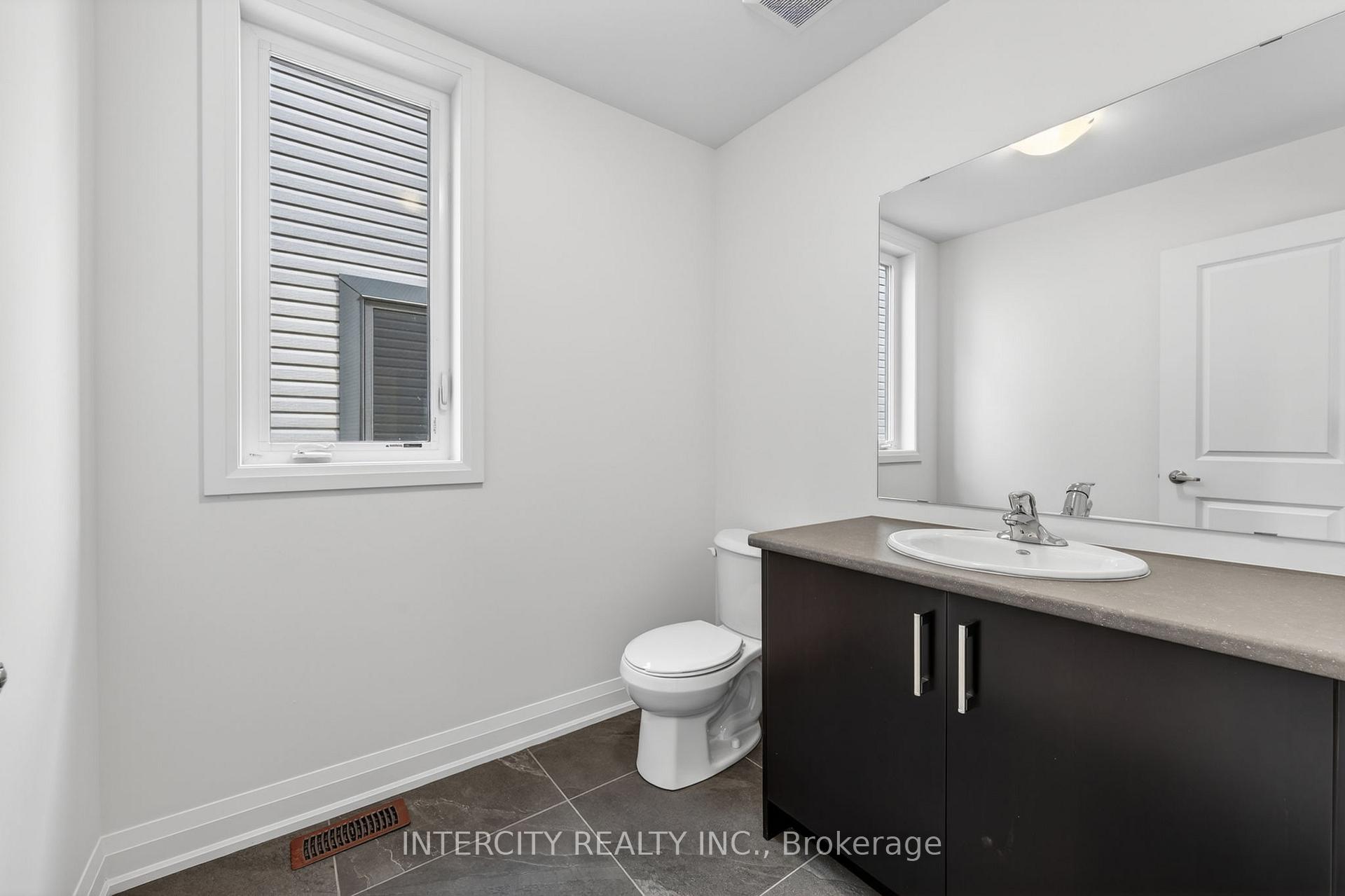 Photo 27 of 16 Legacy Circle, Wasaga Beach — HOMEH