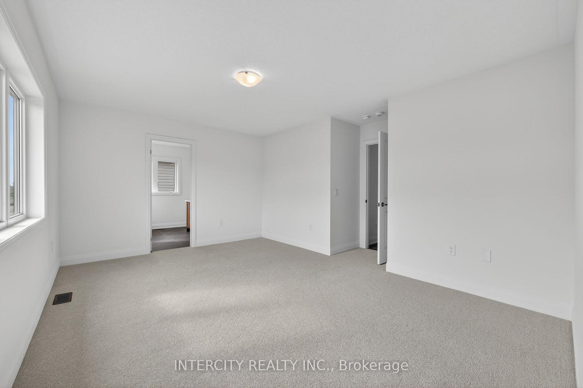 Photo 30 of 16 Legacy Circle, Wasaga Beach — HOMEH