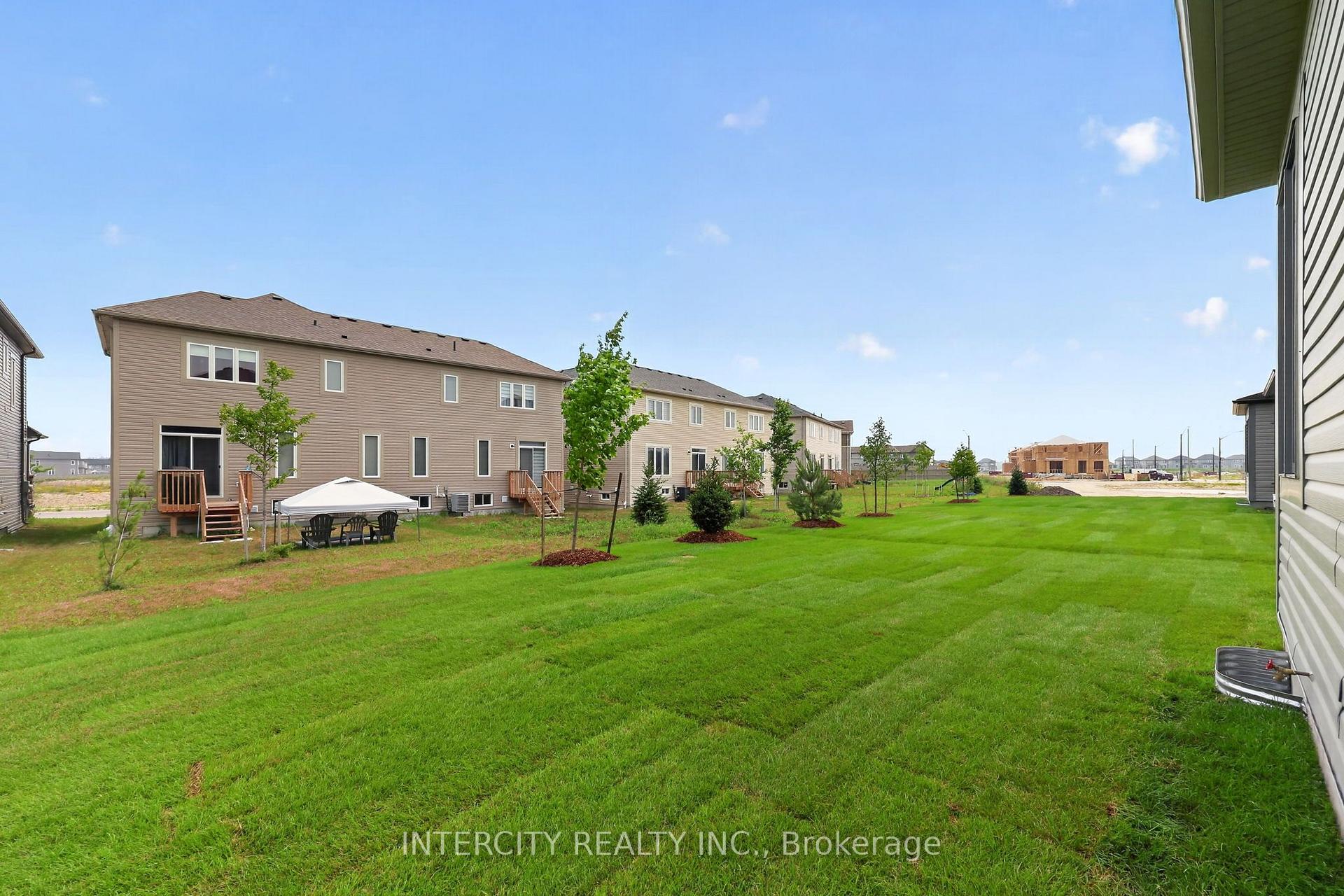 Photo 45 of 16 Legacy Circle, Wasaga Beach — HOMEH