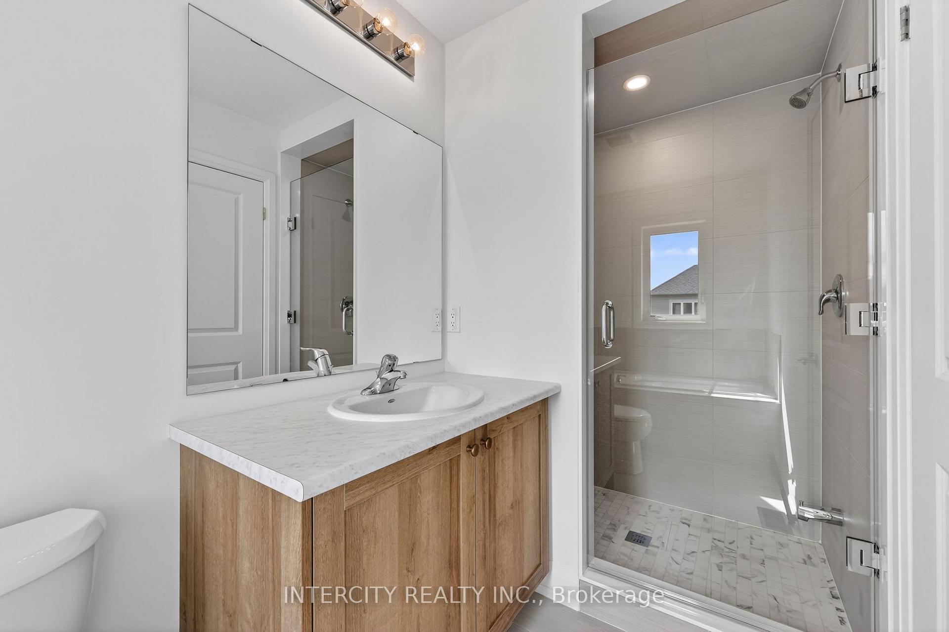 Photo 29 of 18 Legacy Circle, Wasaga Beach — HOMEH