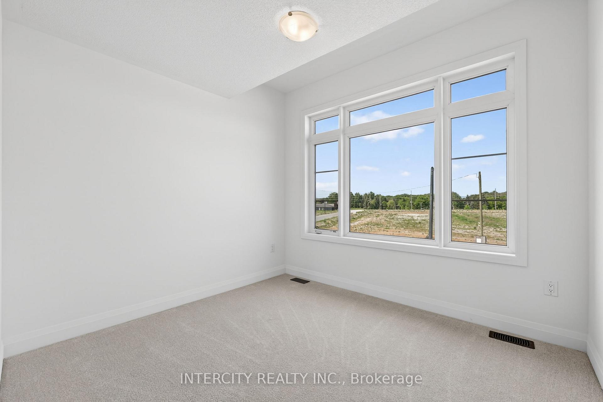 Photo 36 of 18 Legacy Circle, Wasaga Beach — HOMEH