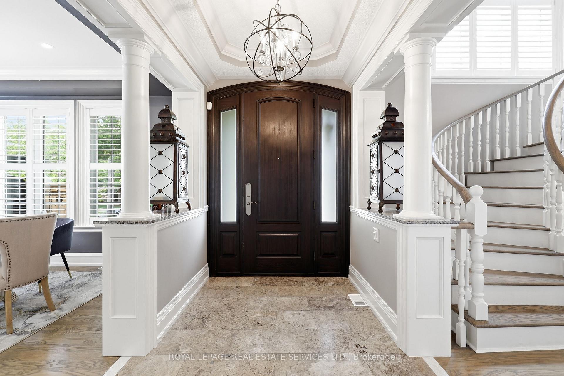Photo 5 of 2149 Alderbrook Drive, Oakville, Westmount — HOMEH