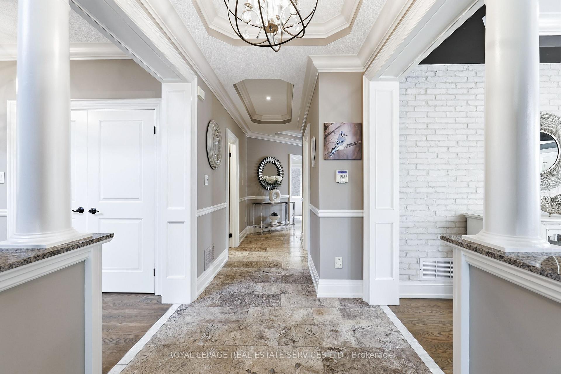 Photo 7 of 2149 Alderbrook Drive, Oakville, Westmount — HOMEH
