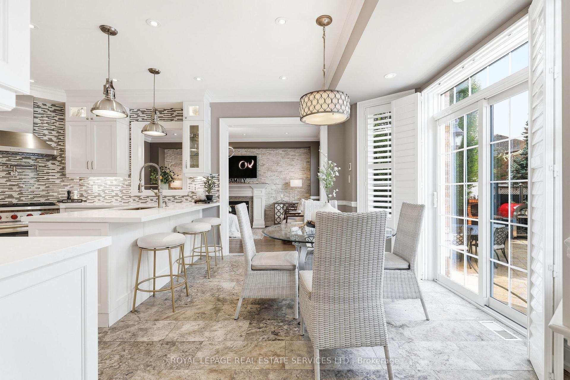 Photo 10 of 2149 Alderbrook Drive, Oakville, Westmount — HOMEH