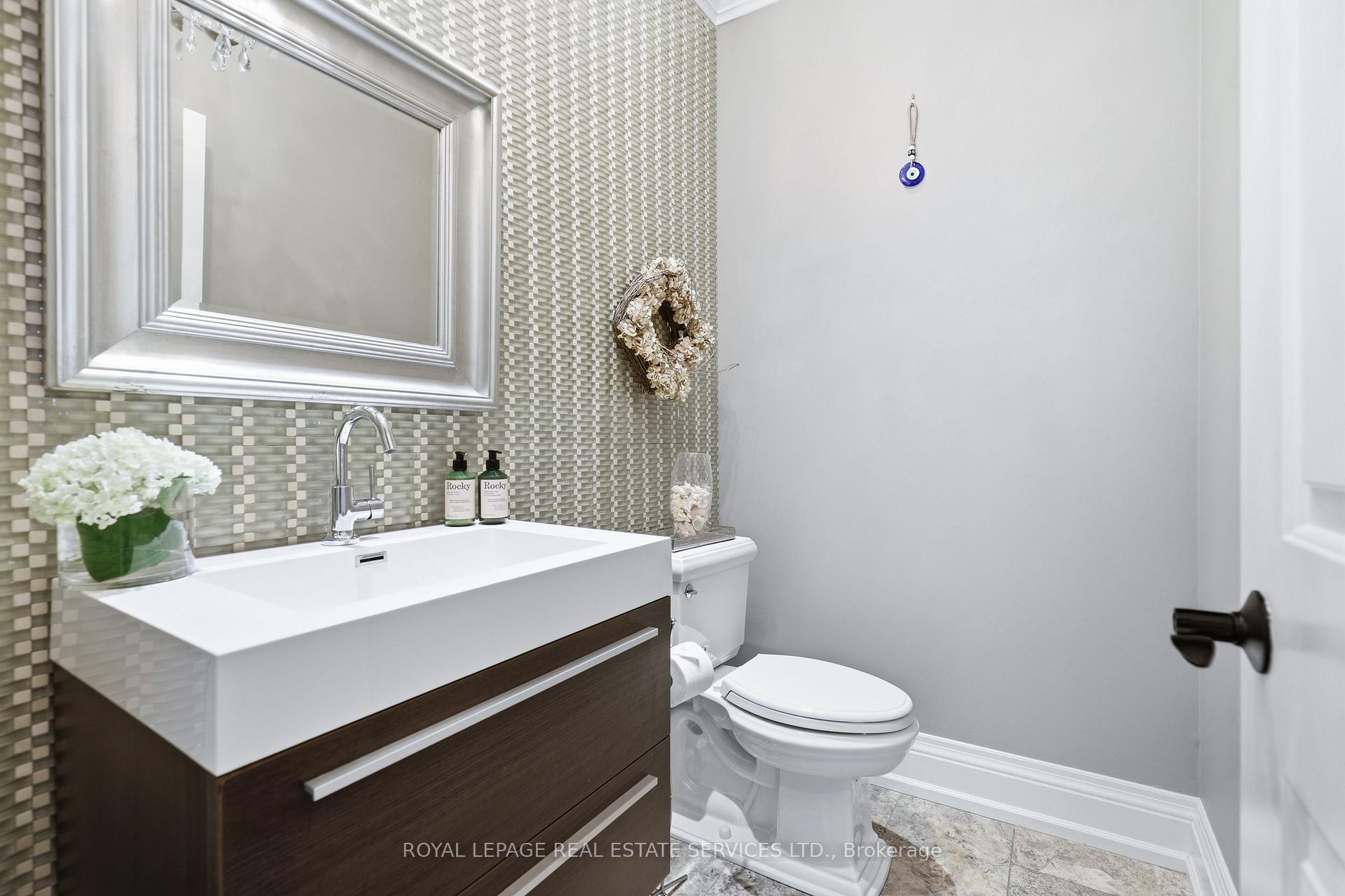 Photo 18 of 2149 Alderbrook Drive, Oakville, Westmount — HOMEH