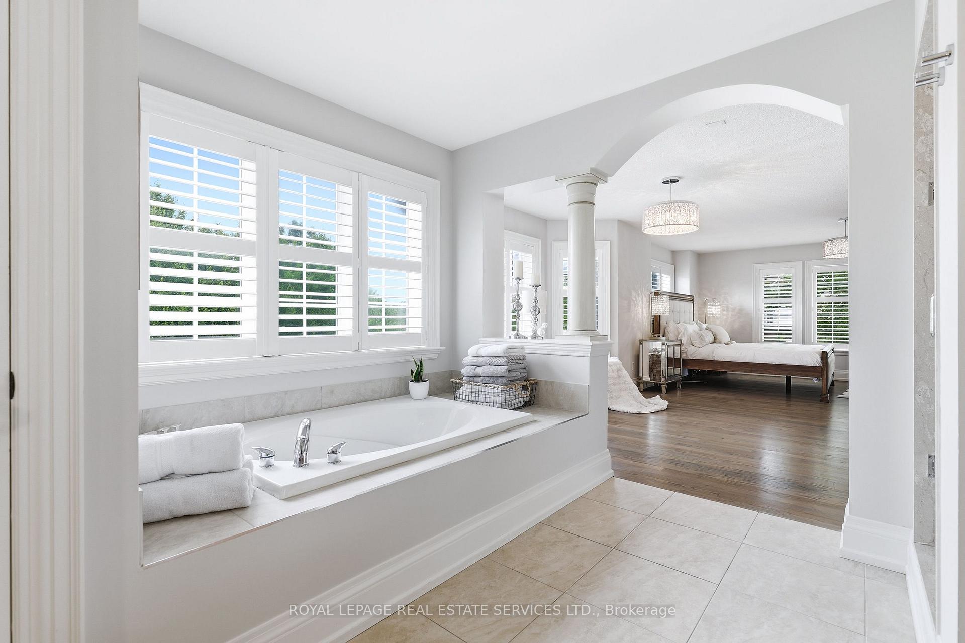 Photo 29 of 2149 Alderbrook Drive, Oakville, Westmount — HOMEH