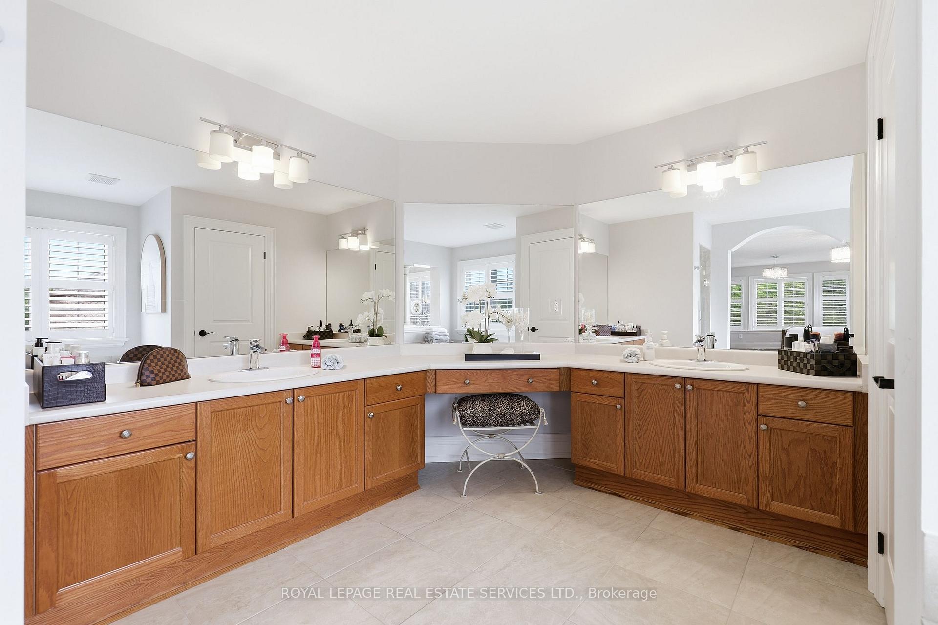 Photo 30 of 2149 Alderbrook Drive, Oakville, Westmount — HOMEH