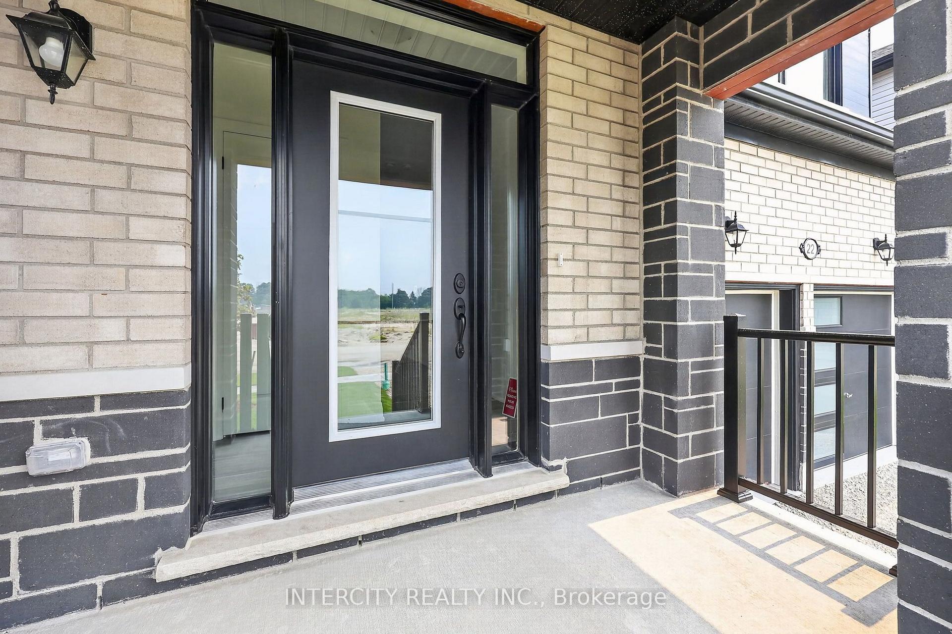 Photo 7 of 22 Legacy Circle, Wasaga Beach — HOMEH