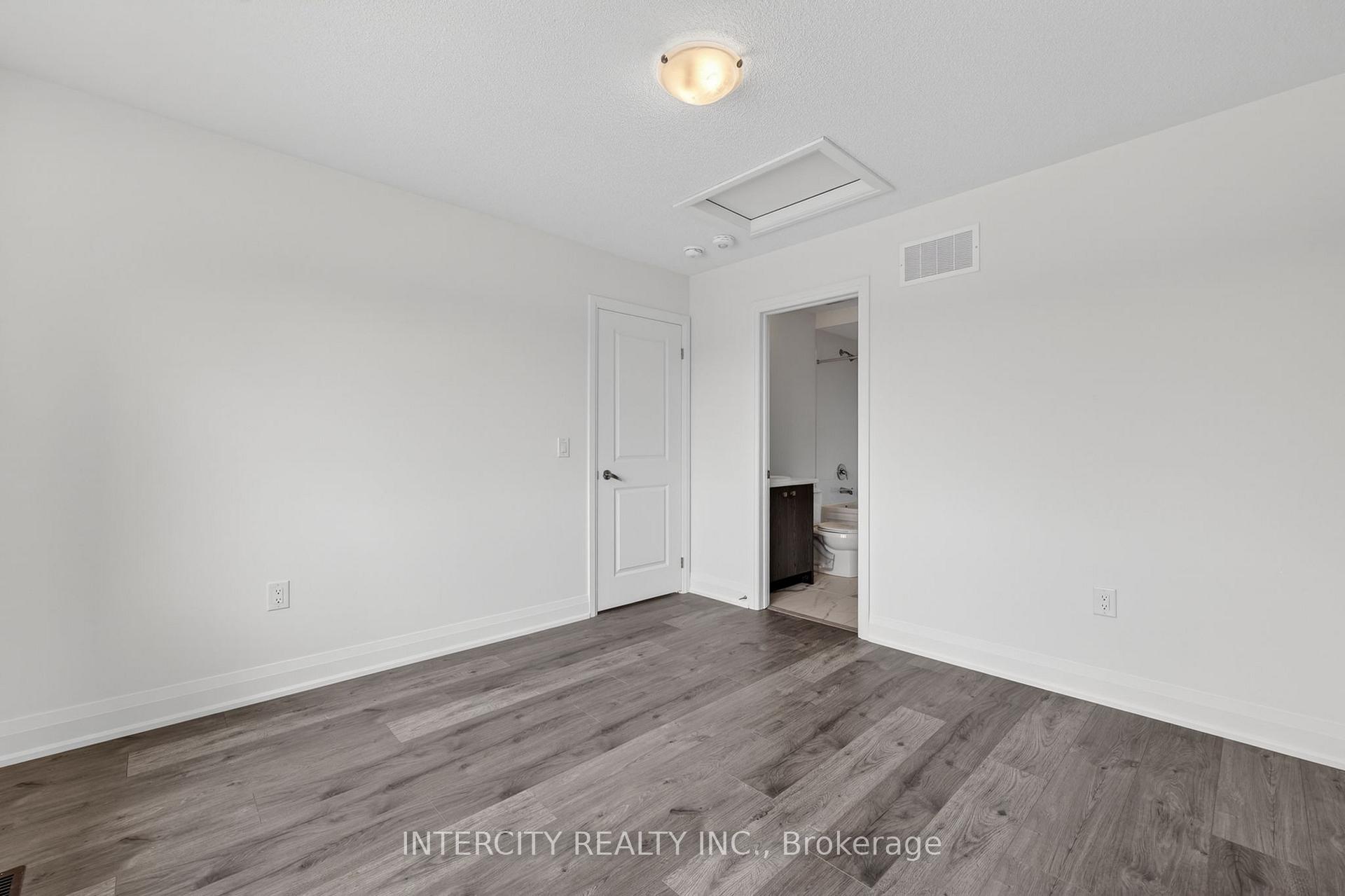 Photo 33 of 26 Legacy Circle, Wasaga Beach — HOMEH