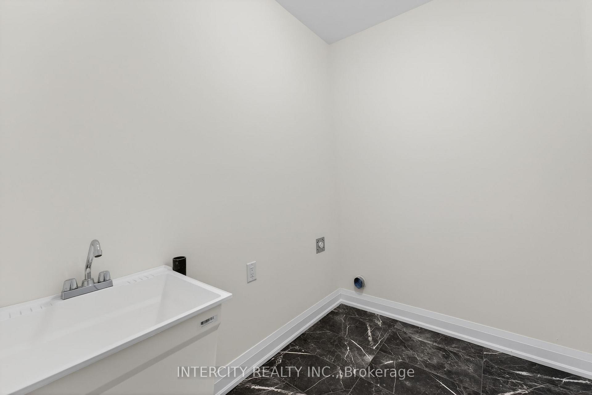 Photo 29 of 30 Legacy Circle, Wasaga Beach — HOMEH