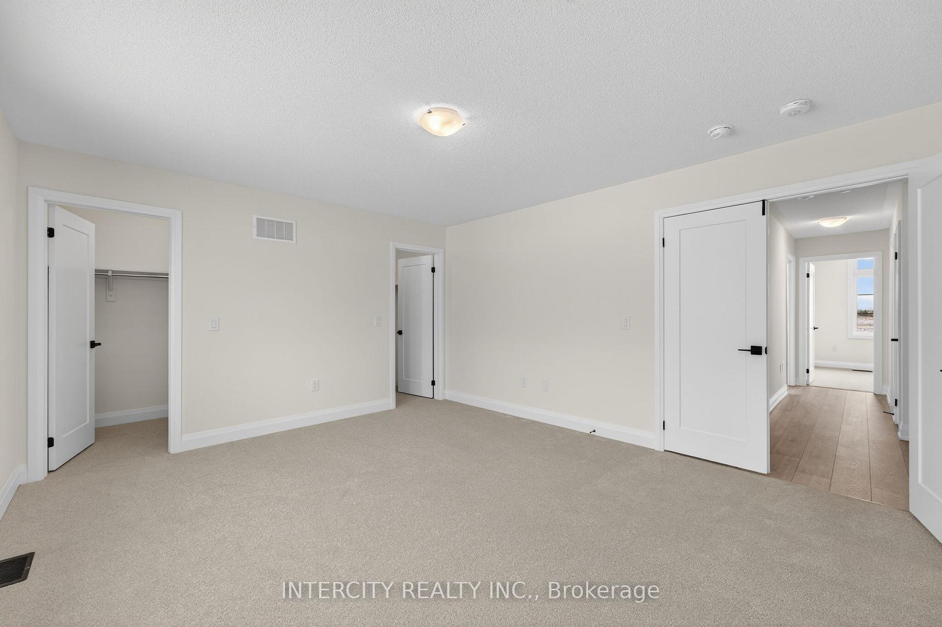 Photo 34 of 30 Legacy Circle, Wasaga Beach — HOMEH