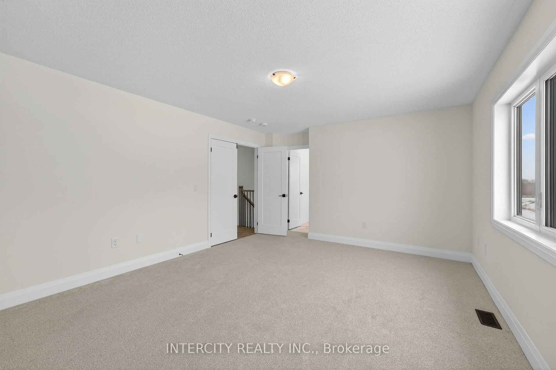 Photo 35 of 30 Legacy Circle, Wasaga Beach — HOMEH