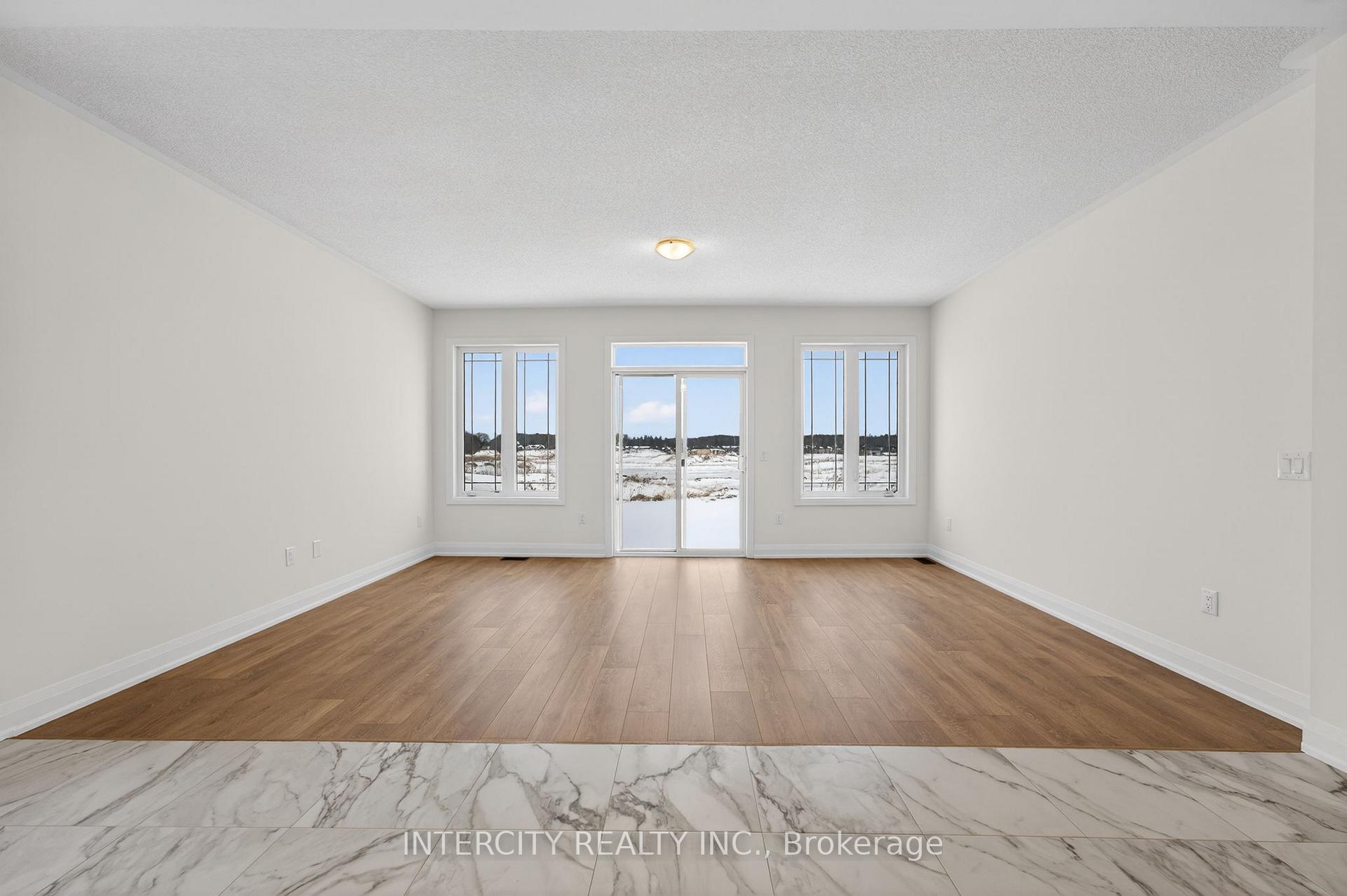Photo 26 of 38 Legacy Circle, Wasaga Beach — HOMEH