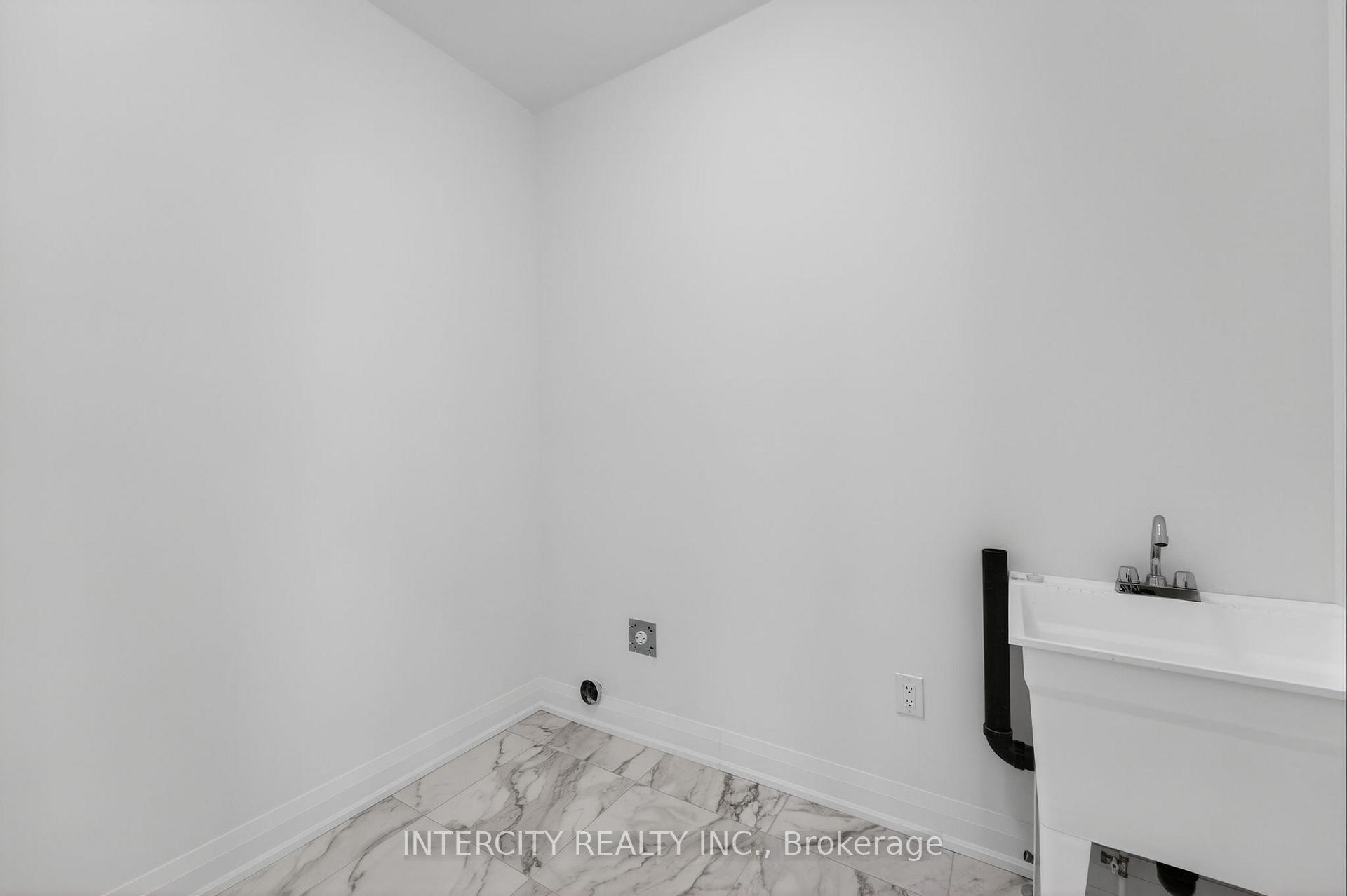 Photo 31 of 38 Legacy Circle, Wasaga Beach — HOMEH