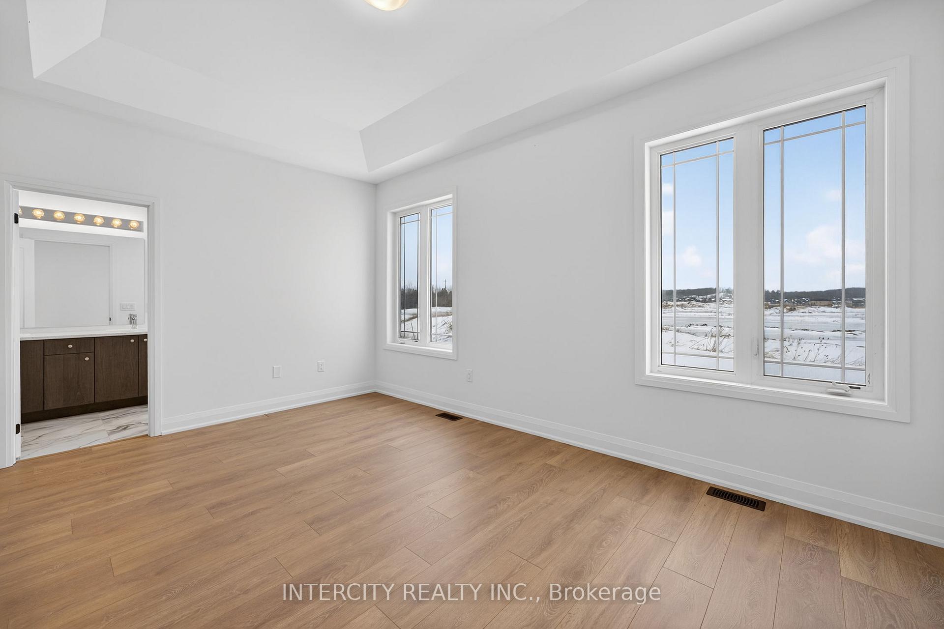 Photo 41 of 38 Legacy Circle, Wasaga Beach — HOMEH