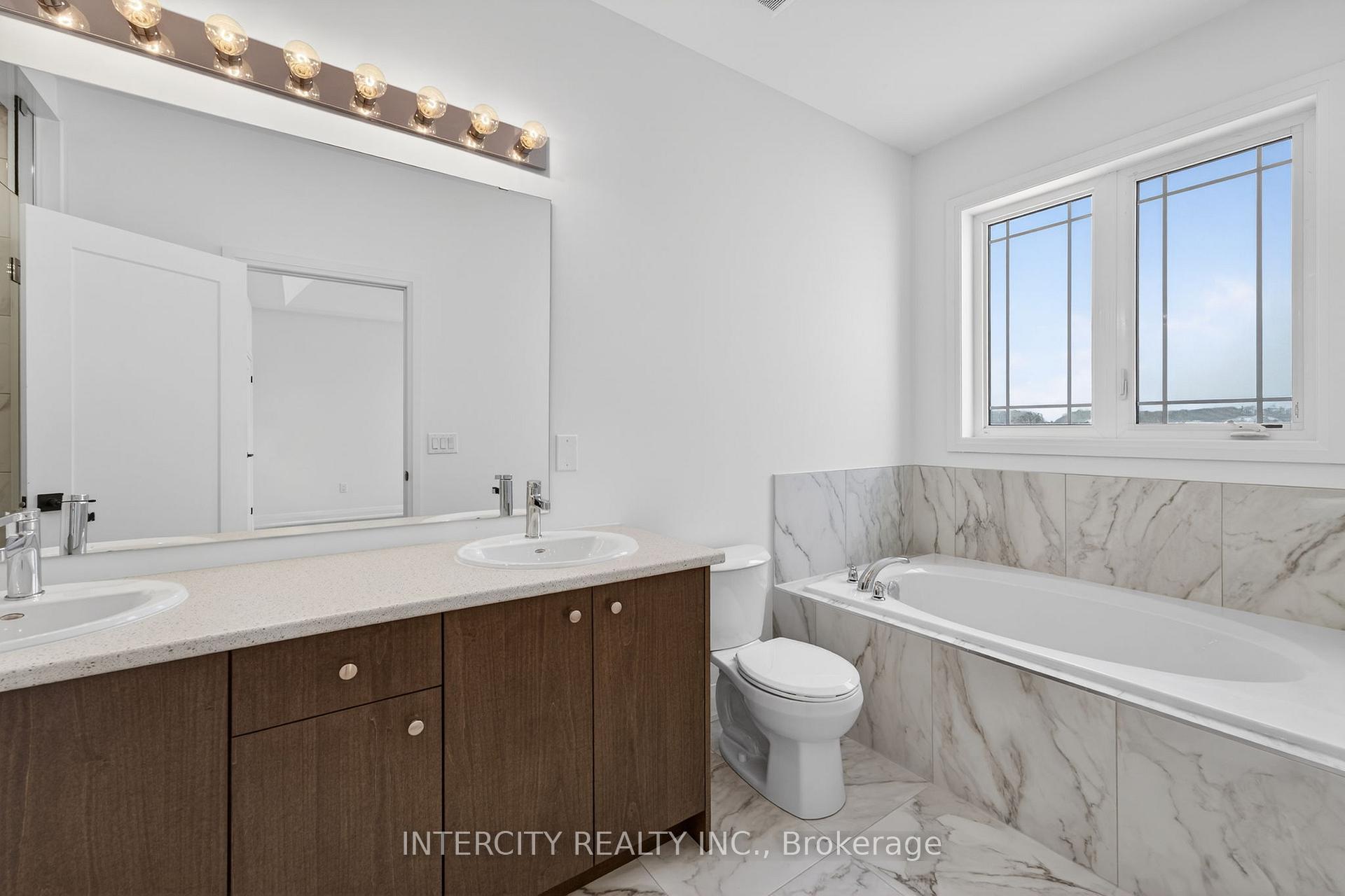 Photo 42 of 38 Legacy Circle, Wasaga Beach — HOMEH