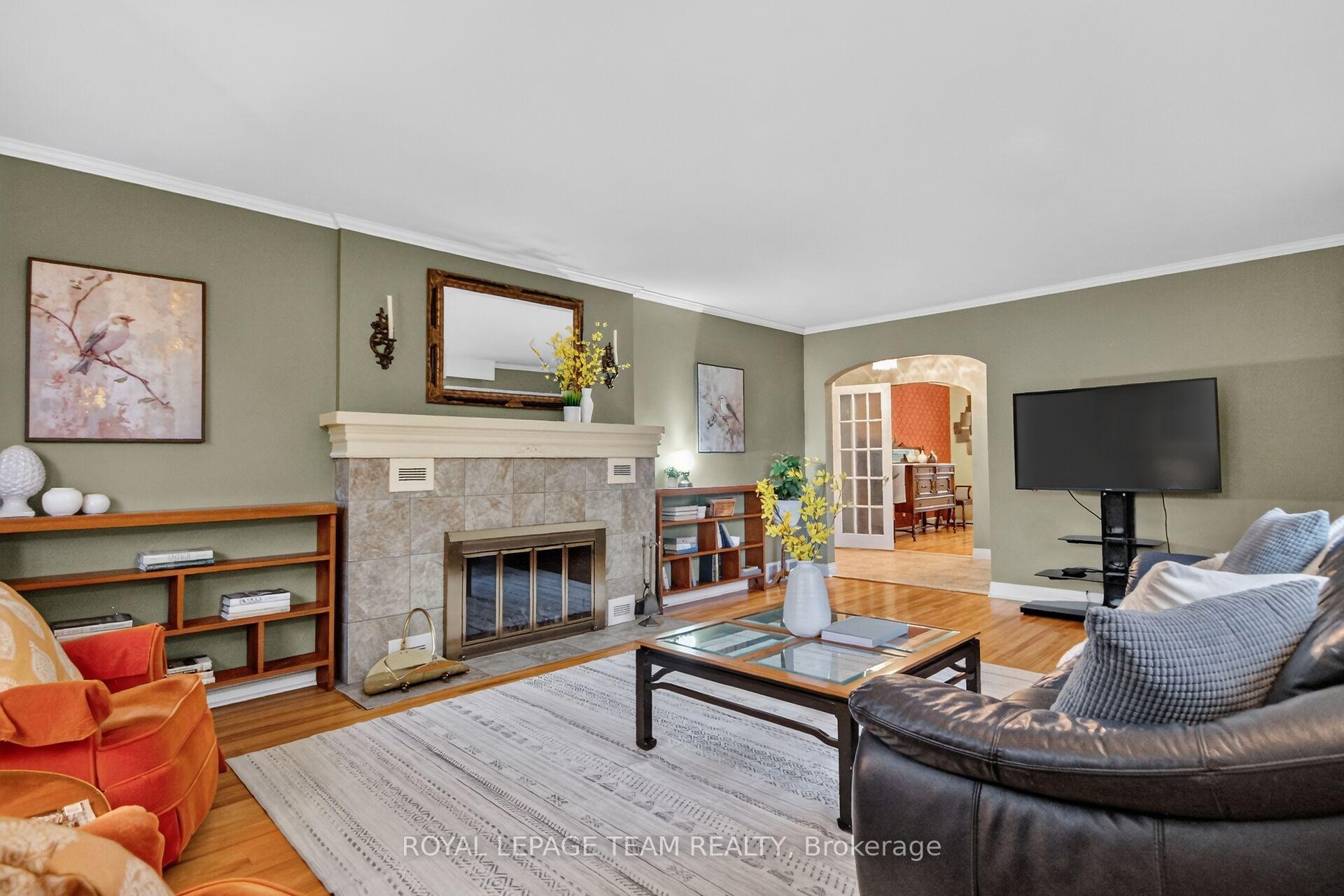 Photo 9 of 1003 St. Peter Street, Ottawa, Cumberland Village — HOMEH