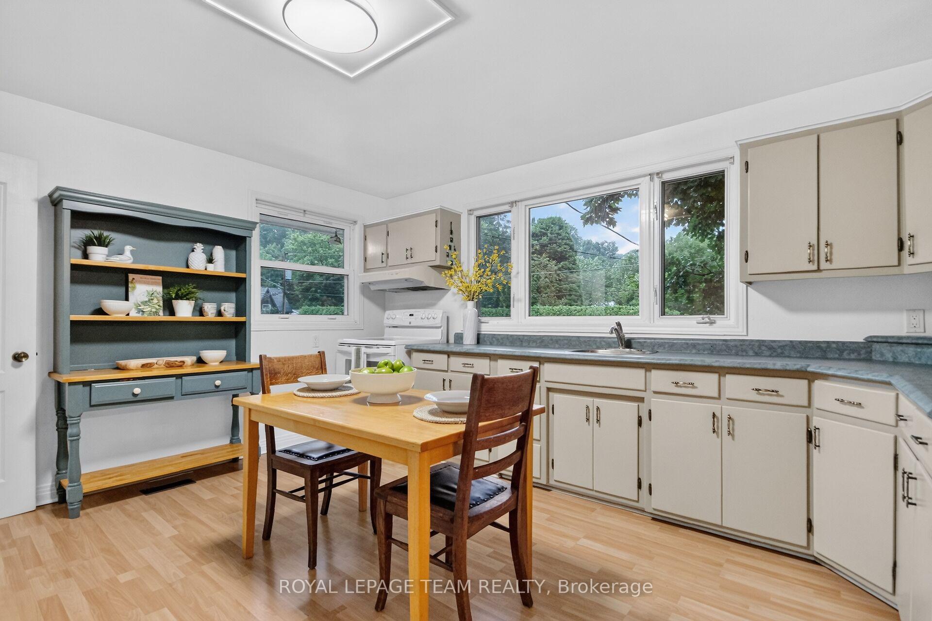 Photo 23 of 1003 St. Peter Street, Ottawa, Cumberland Village — HOMEH