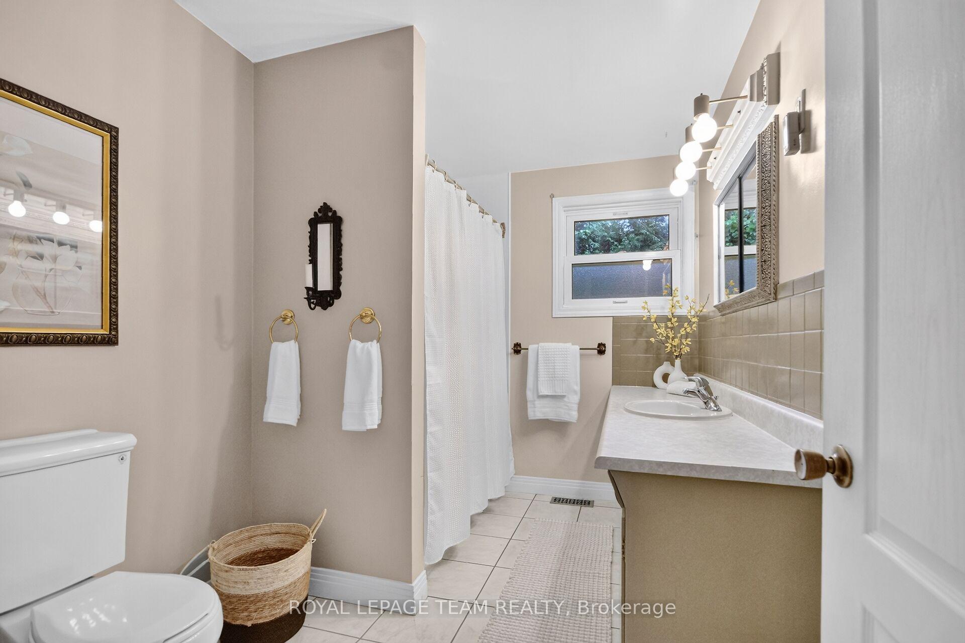 Photo 41 of 1003 St. Peter Street, Ottawa, Cumberland Village — HOMEH