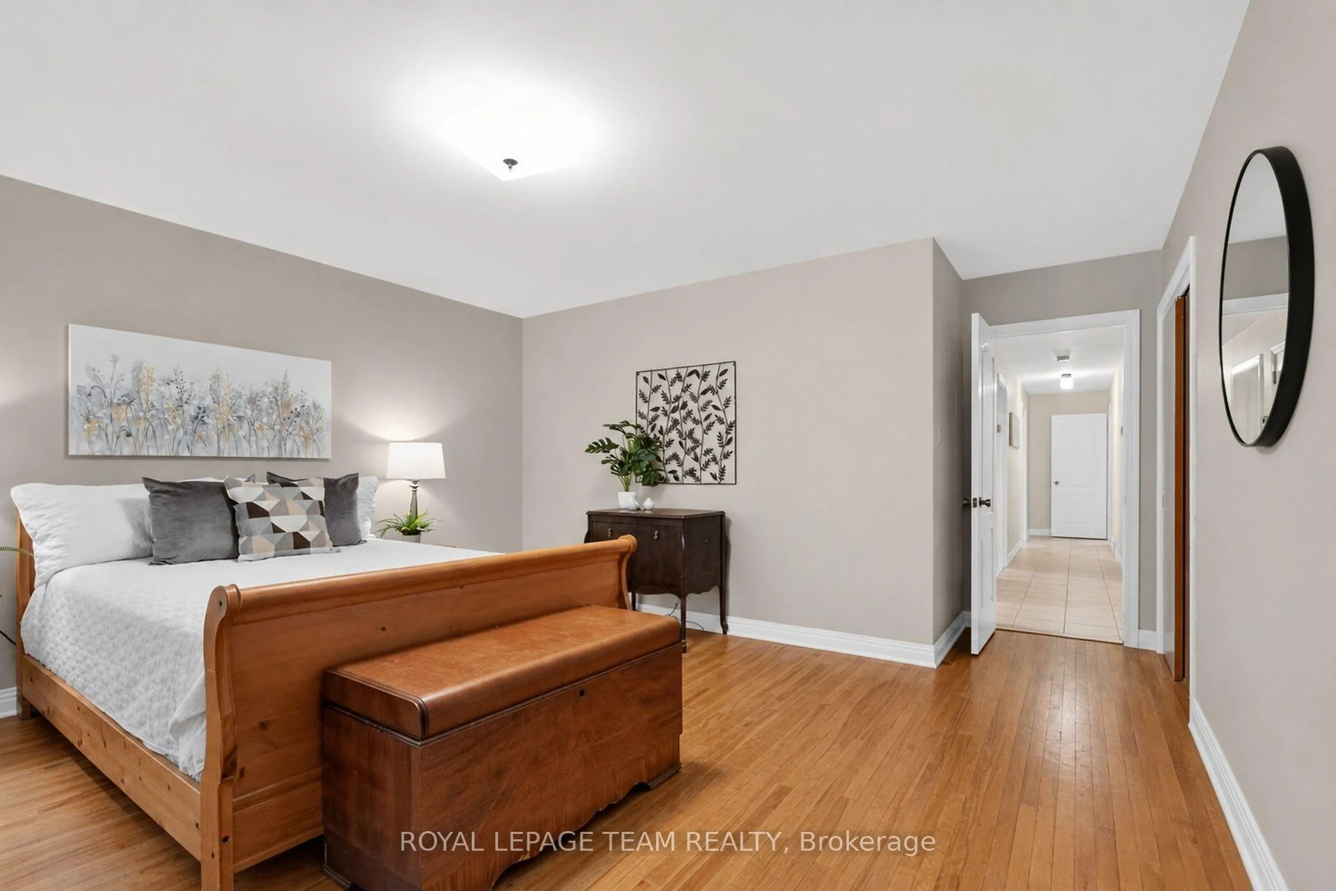 Photo 56 of 1003 St. Peter Street, Ottawa, Cumberland Village — HOMEH