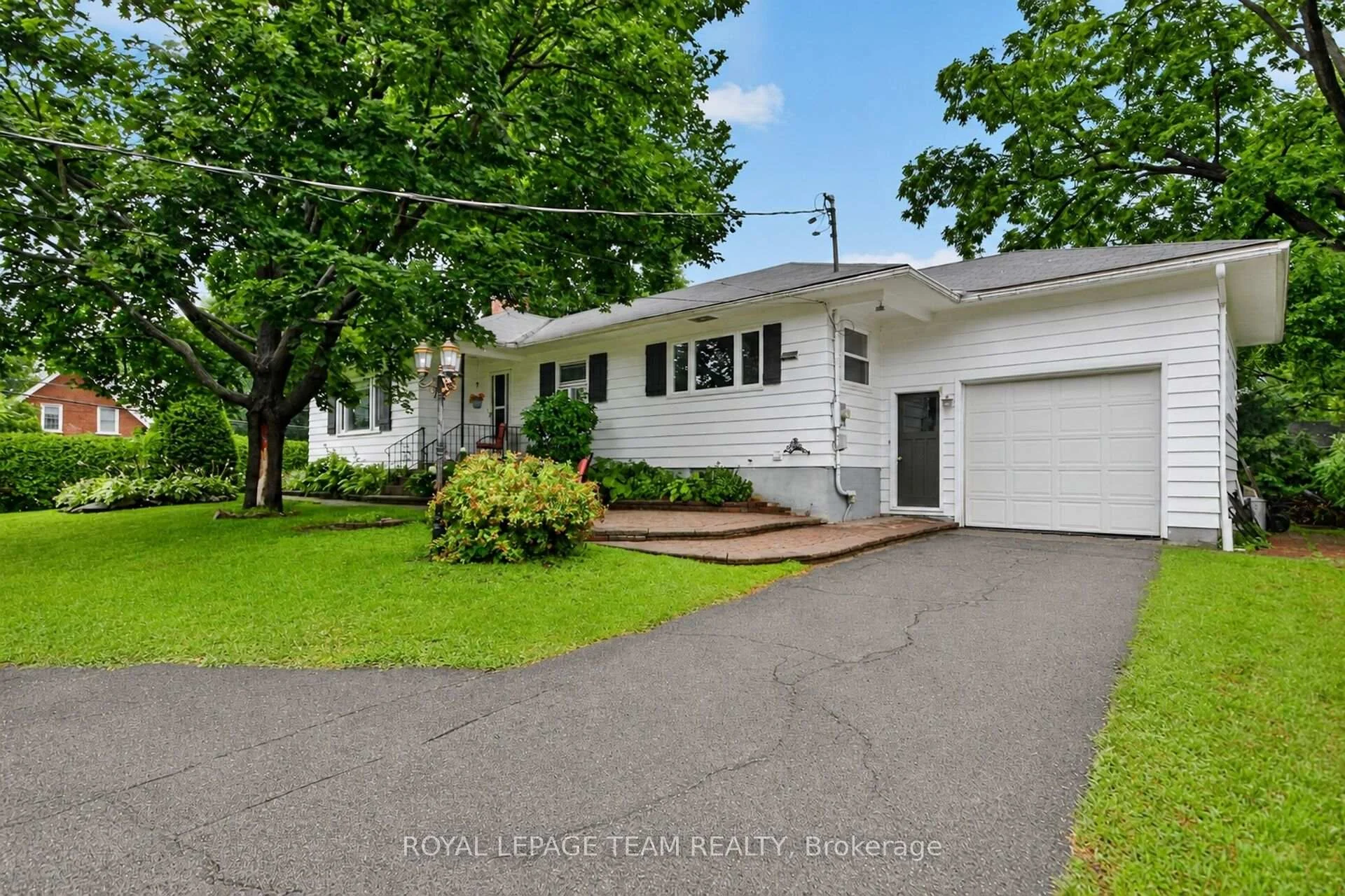 Photo 60 of 1003 St. Peter Street, Ottawa, Cumberland Village — HOMEH