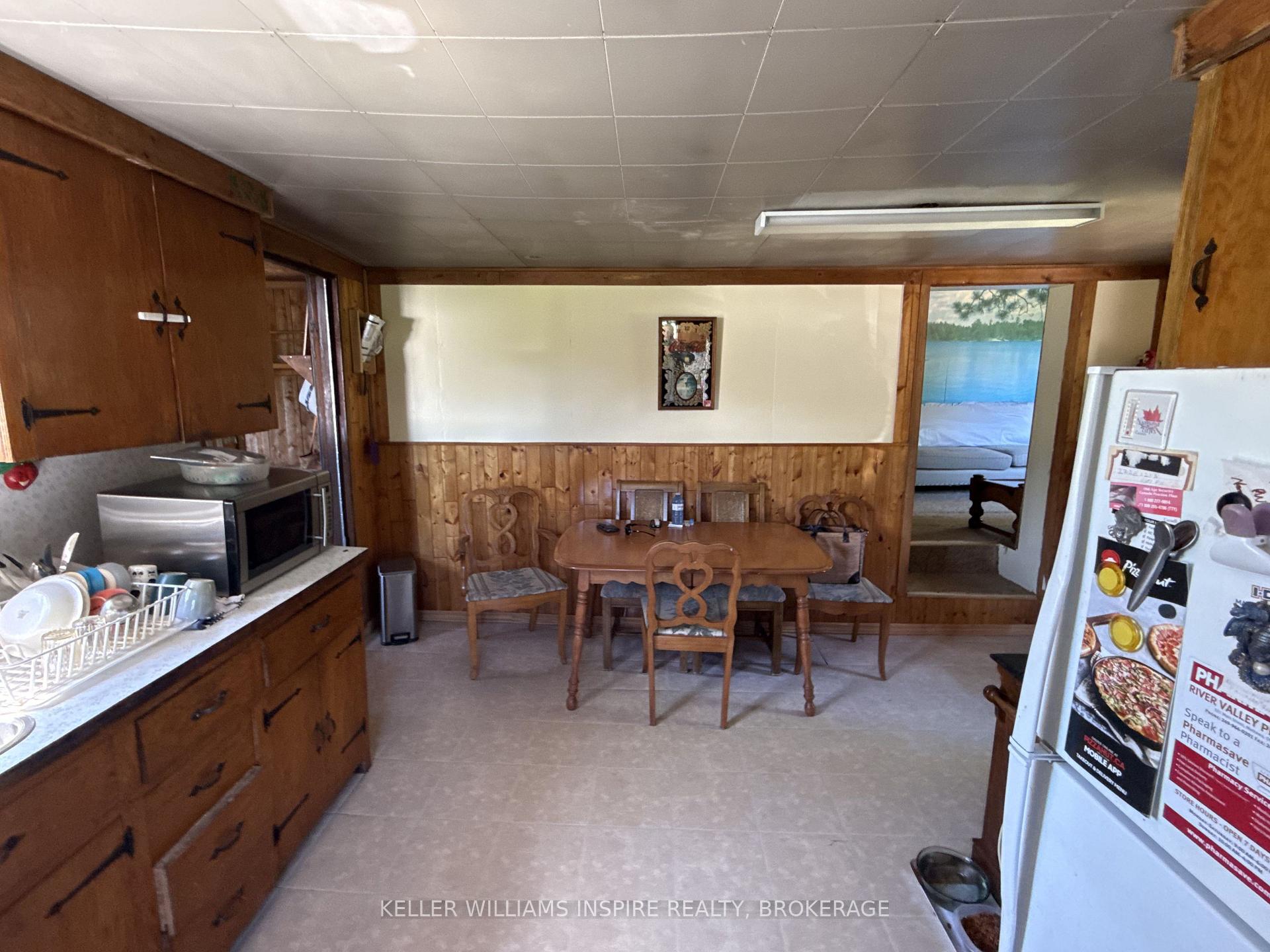 Photo 3 of 994 Peddlers Drive, Calvin — HOMEH