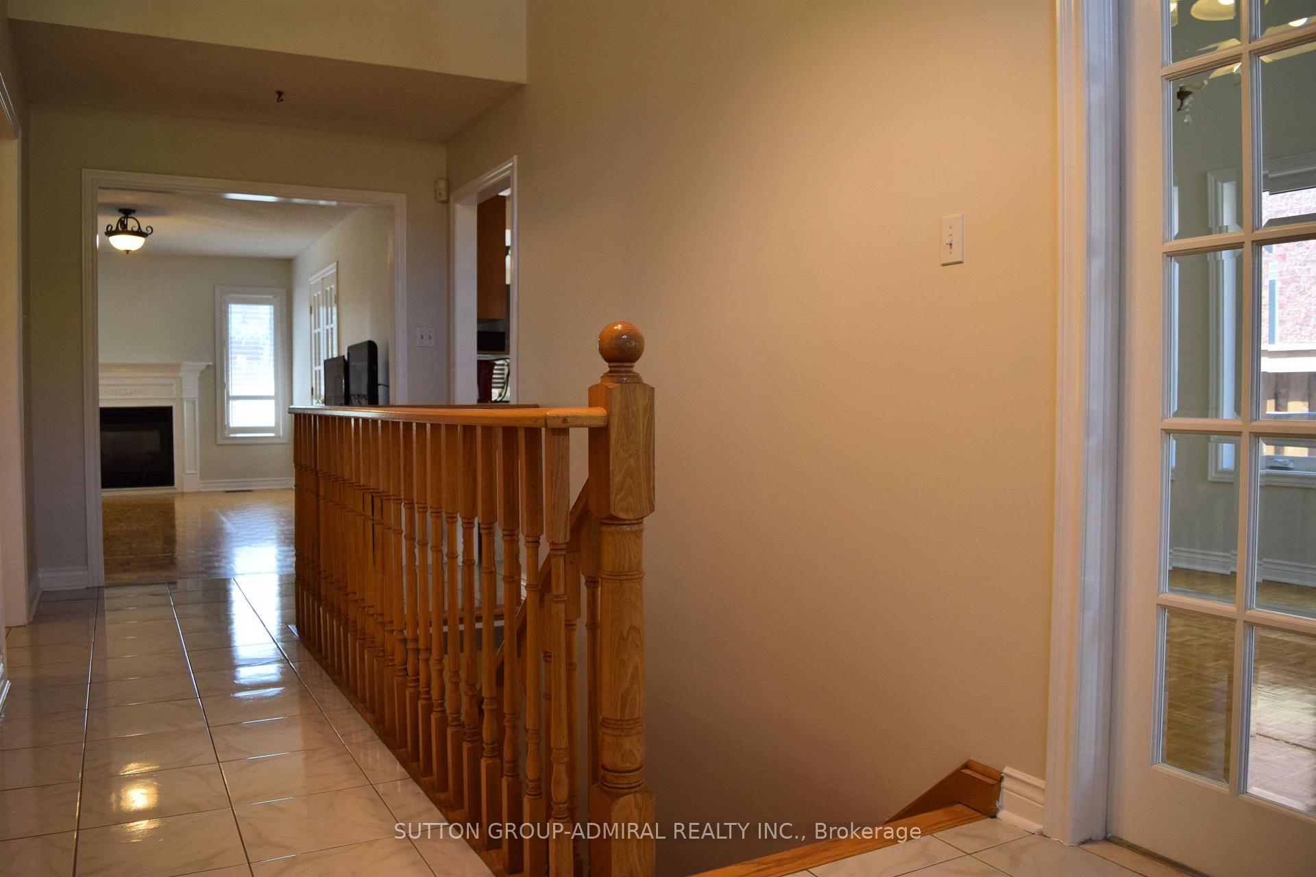 Photo 12 of 51 Daines Drive, Whitby, Rolling Acres — HOMEH