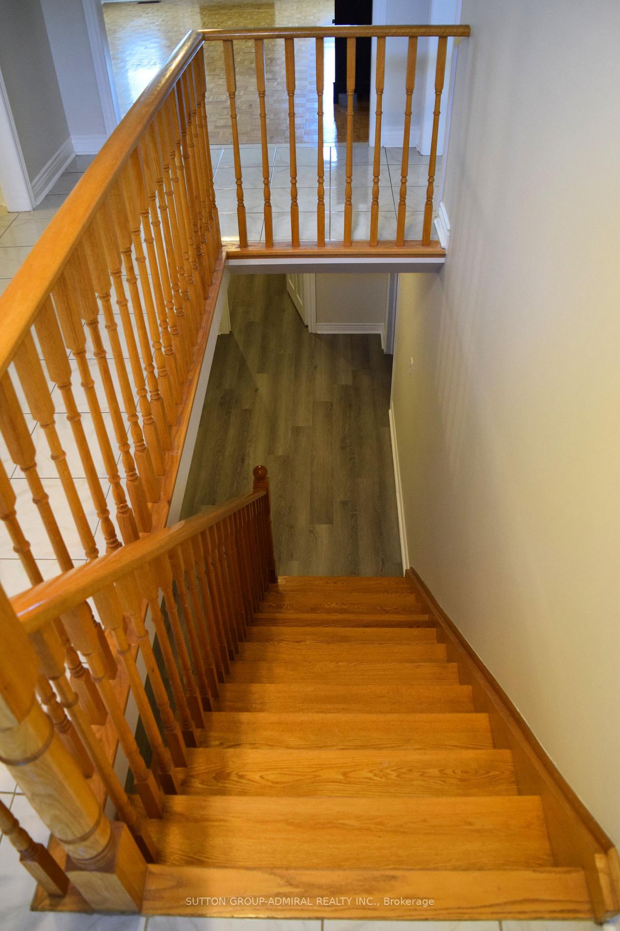 Photo 13 of 51 Daines Drive, Whitby, Rolling Acres — HOMEH